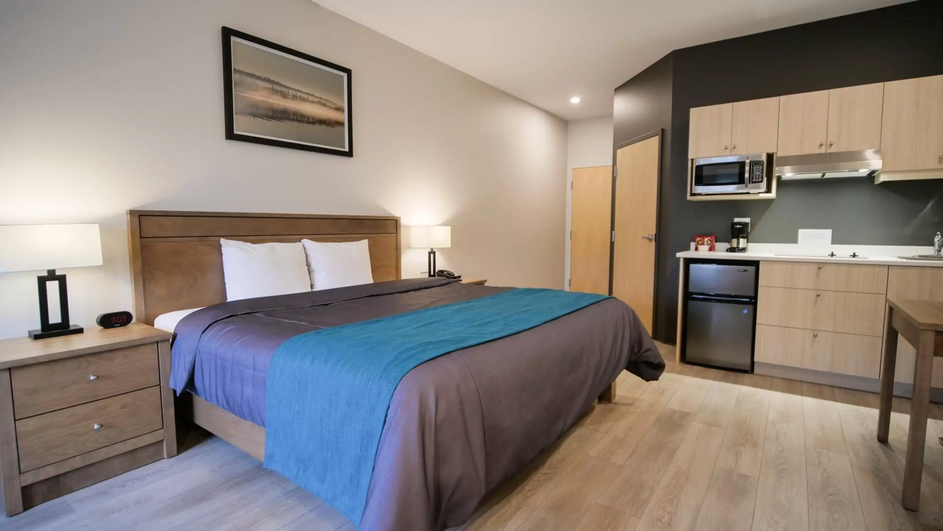 King Room in Motel L'Abri King Room in Motel L'Abri