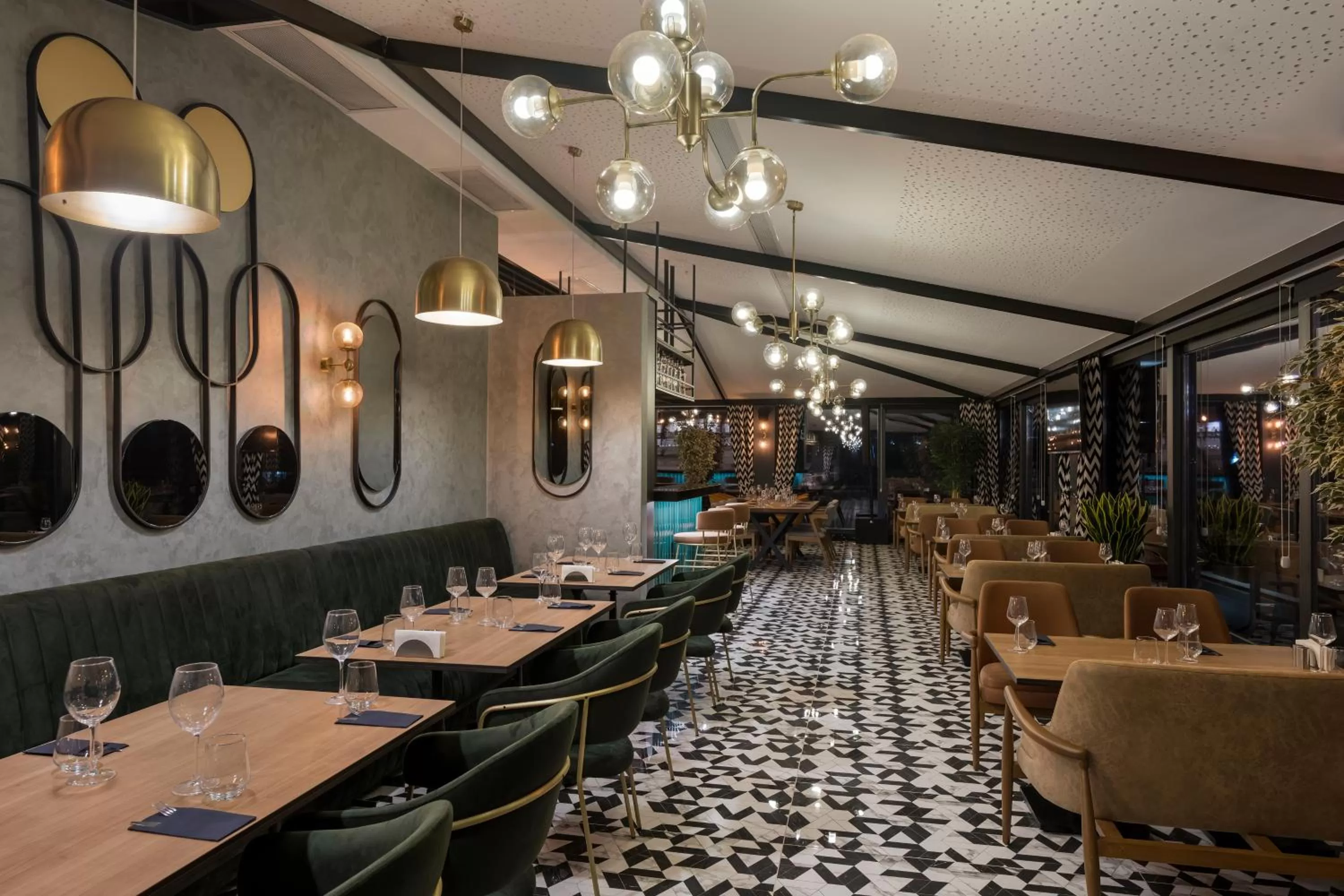 Restaurant/places to eat in Ramada Encore by Wyndham Istanbul Sisli