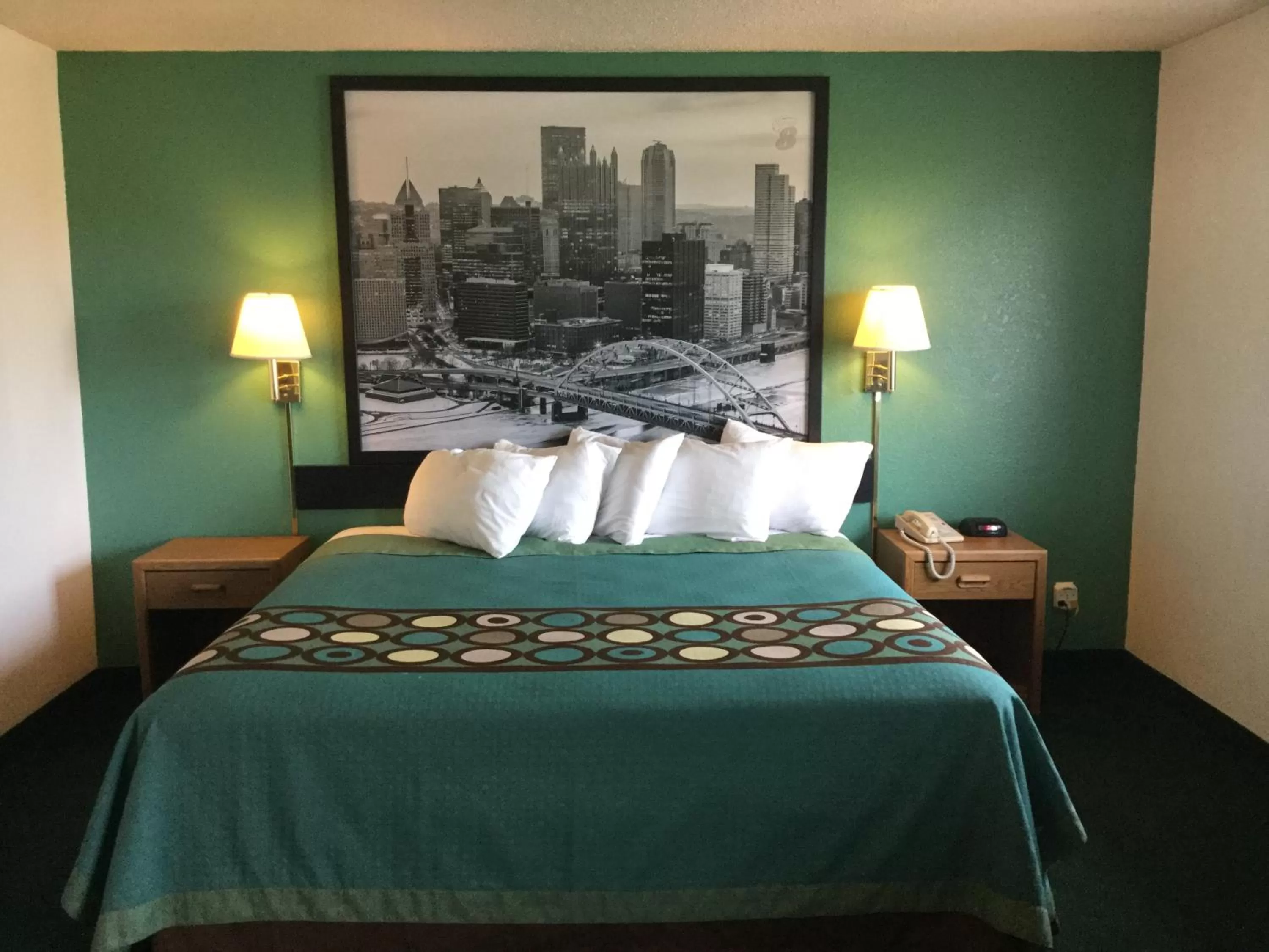 Bed in Super 8 by Wyndham New Stanton