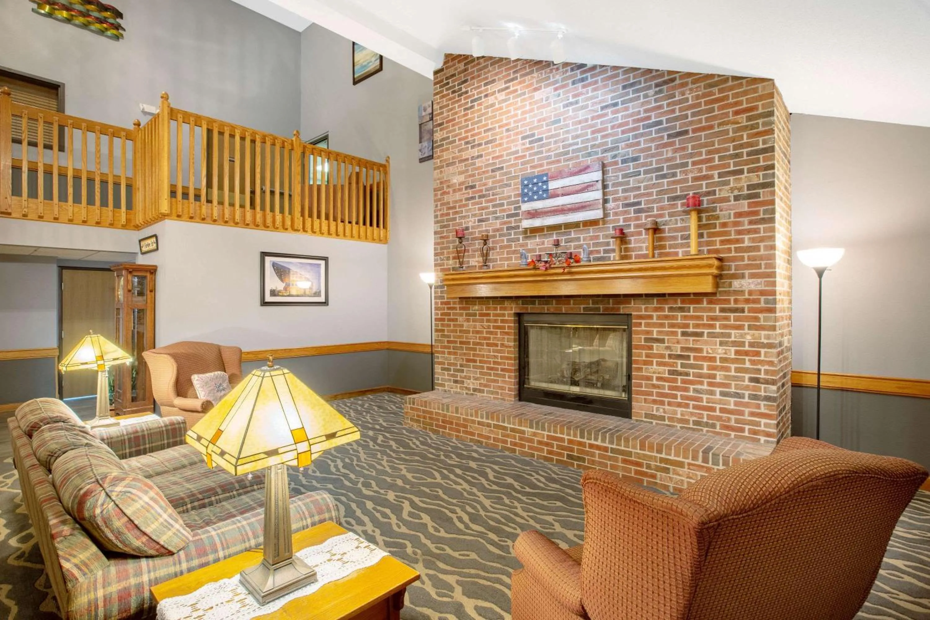 Lobby or reception in AmericInn by Wyndham Coralville