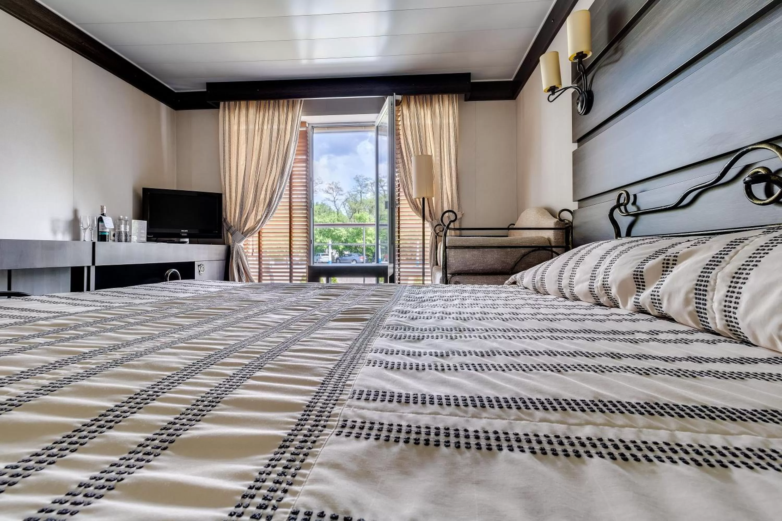 Photo of the whole room in Bakkara Hotel