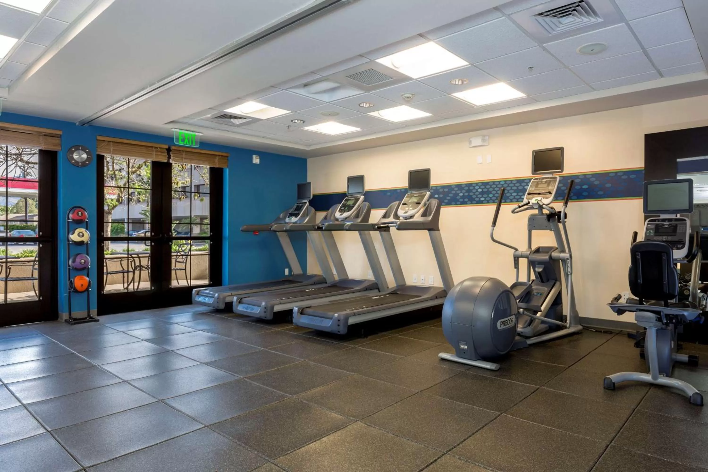 Fitness centre/facilities in Hampton Inn Santa Barbara/Goleta
