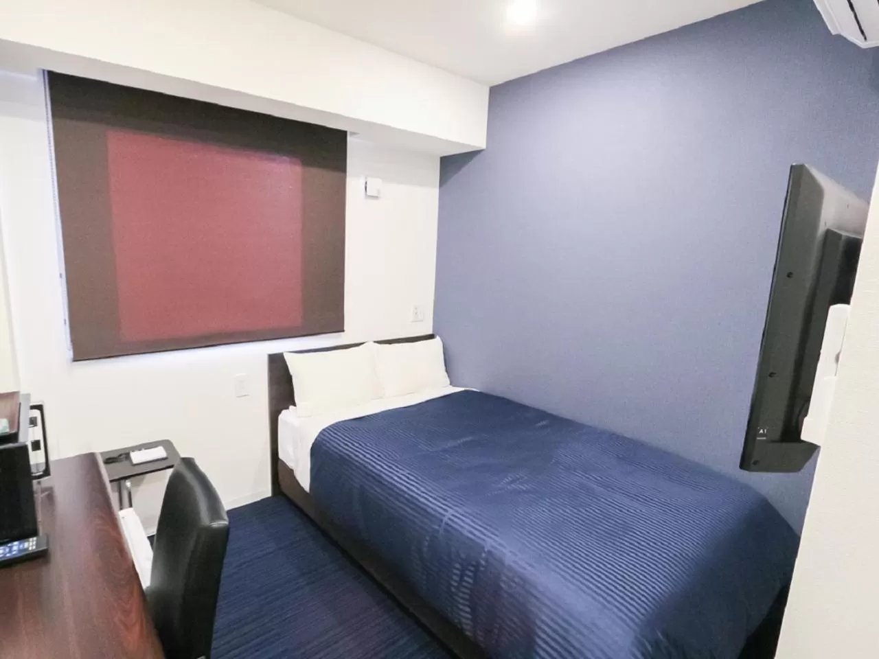 Bed in HOTEL LiVEMAX Akihabara Kita