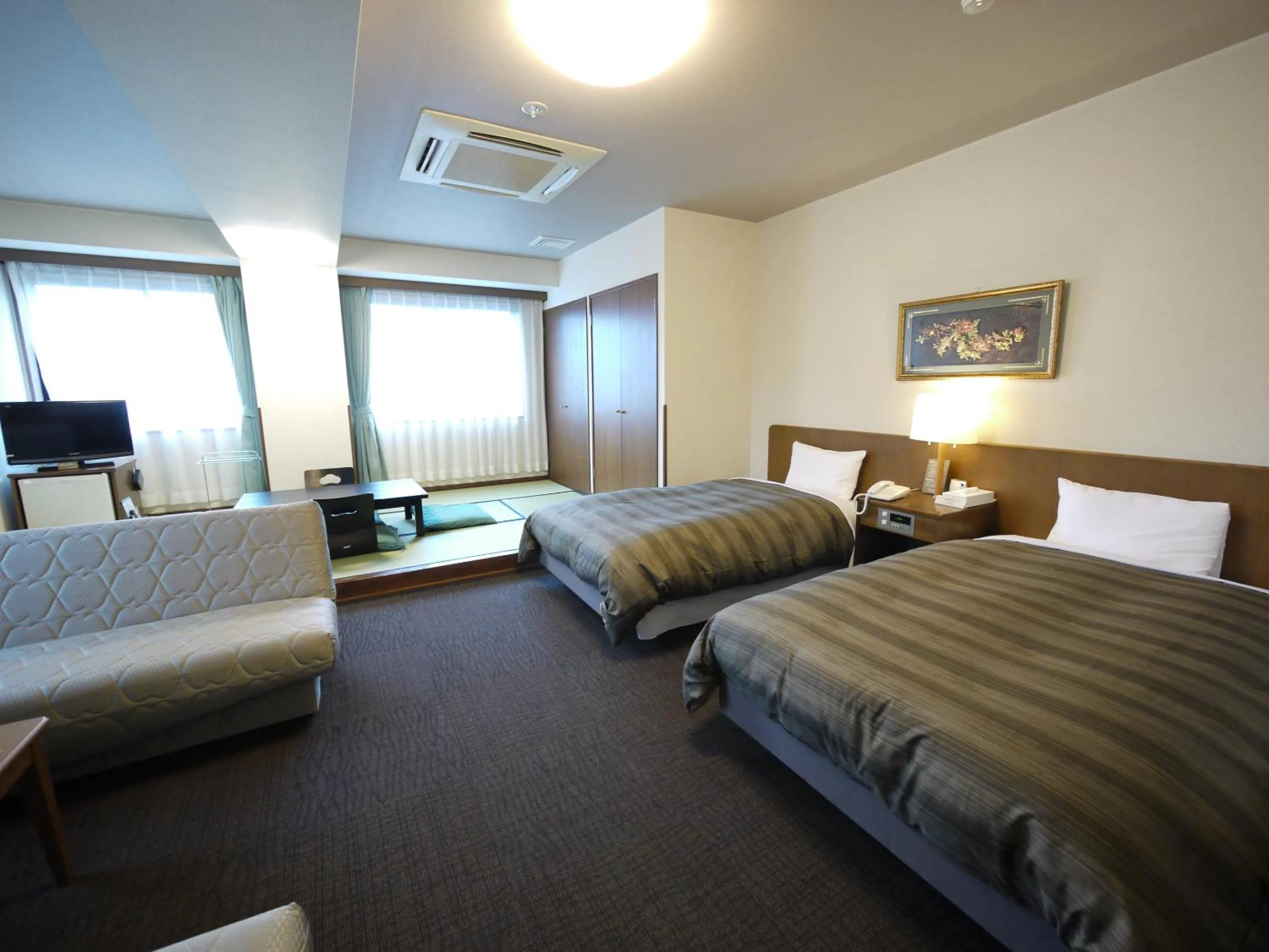 Superior Room with Tatami Area - Smoking in Route Inn Grantia Hidatakayama Wakura no yado