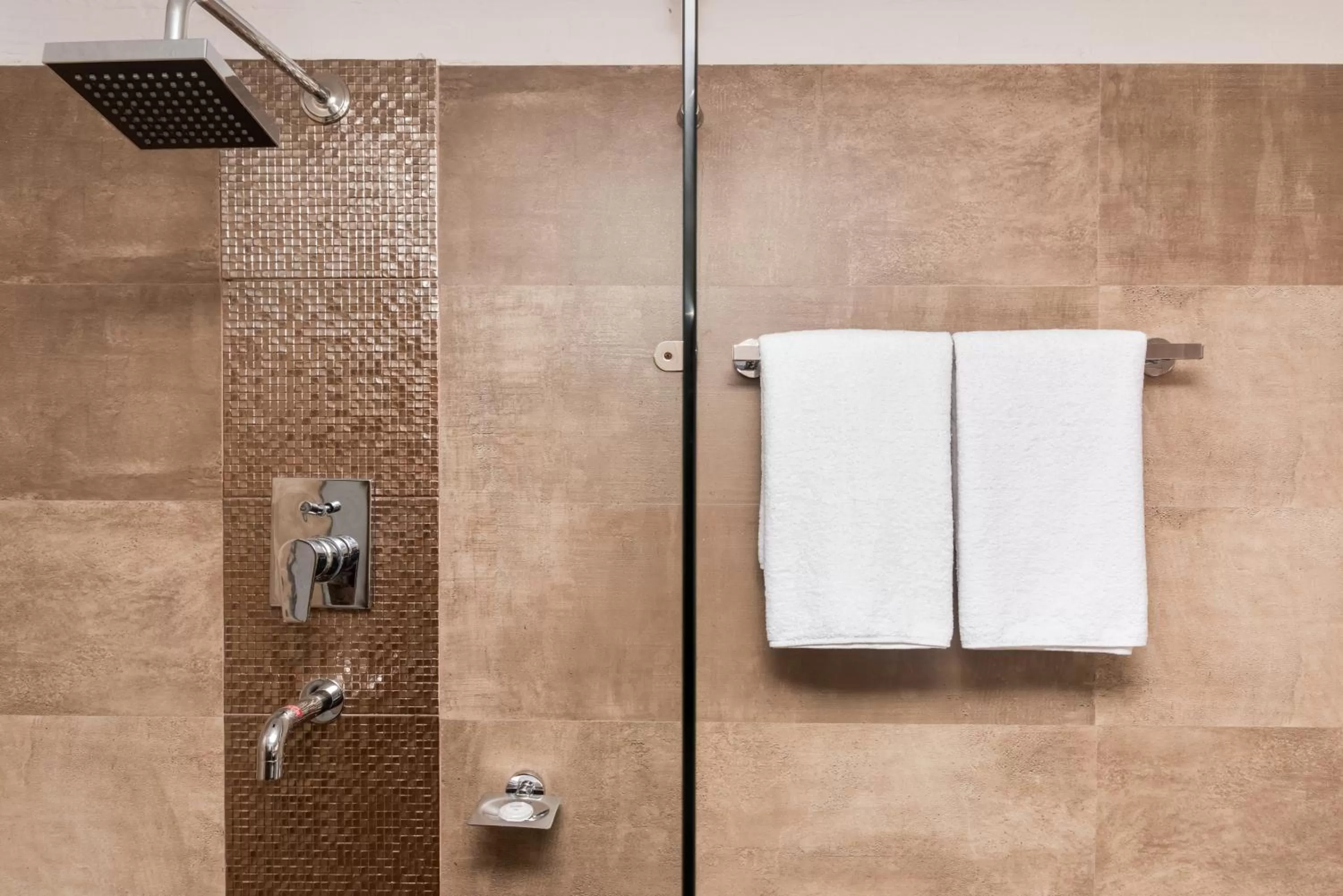 Shower, Bathroom in The Museum