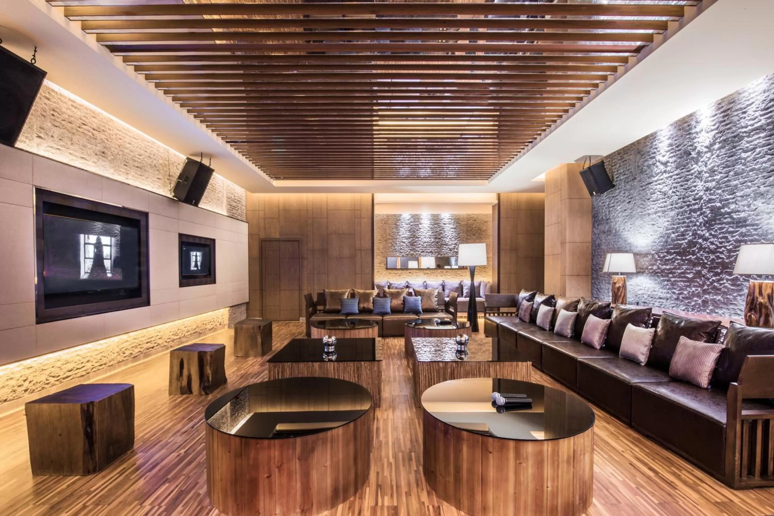 Lounge or bar in Haikou Marriott Hotel