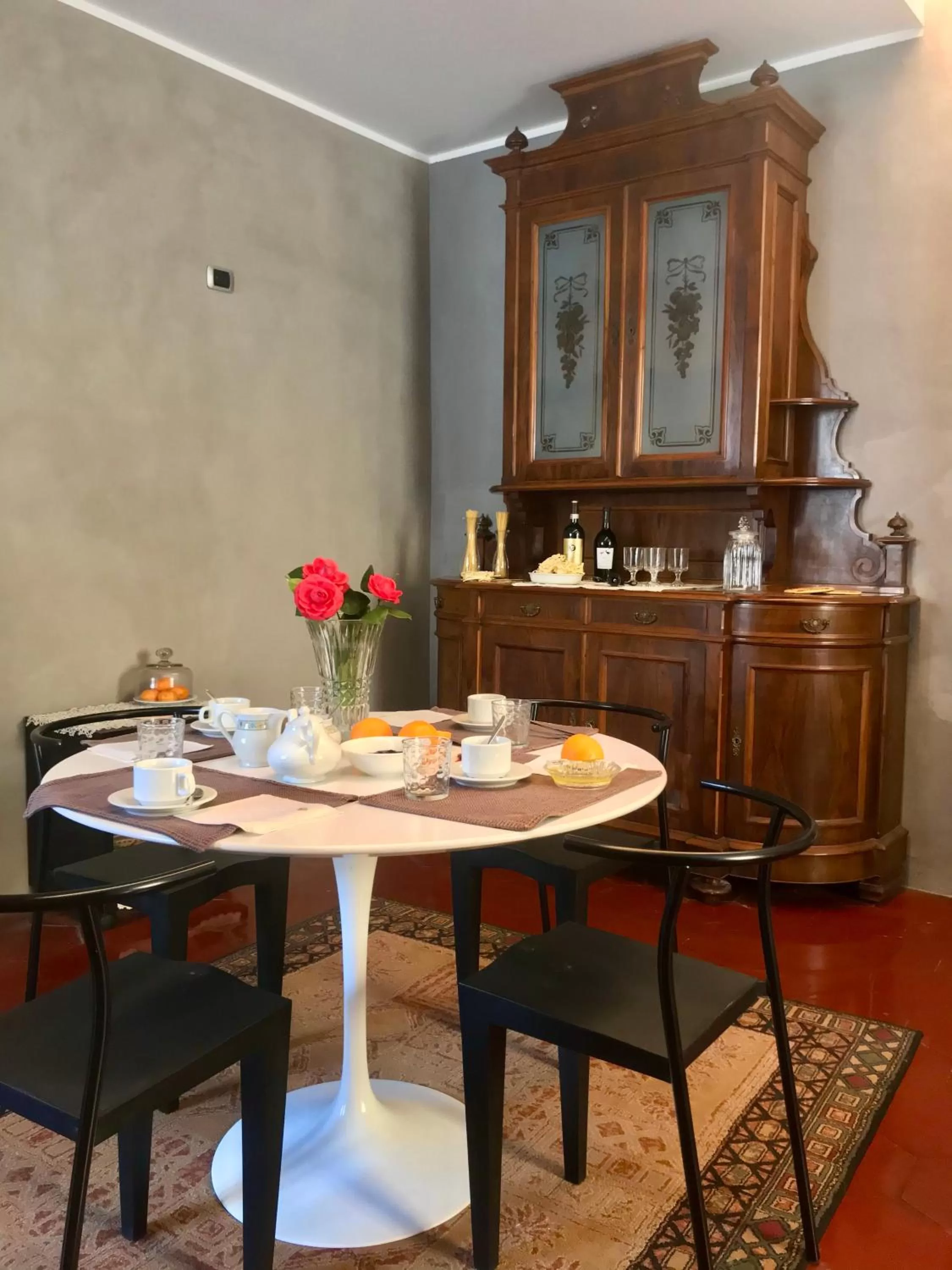 Dining area in B&B Villa Rosalinda