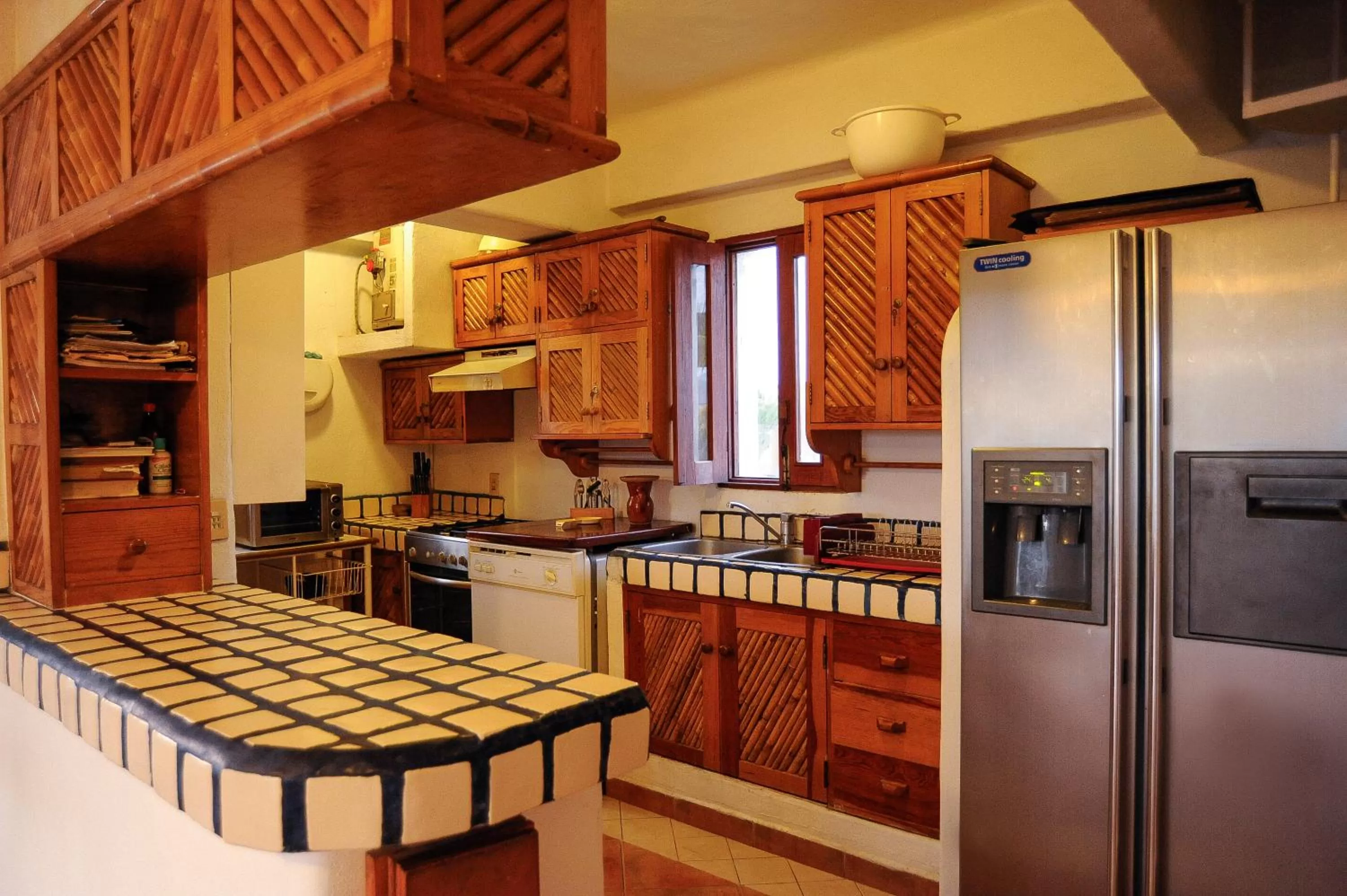 Kitchen or kitchenette in Hotel Suites Ixtapa Plaza