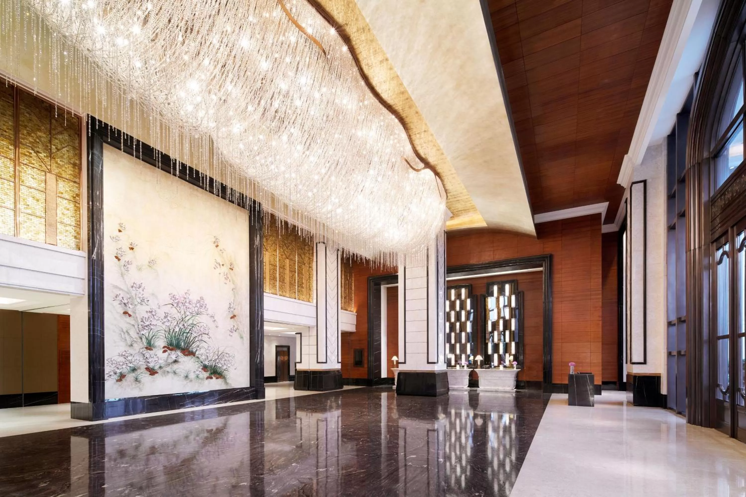 Lobby or reception in Sheraton Shantou Hotel