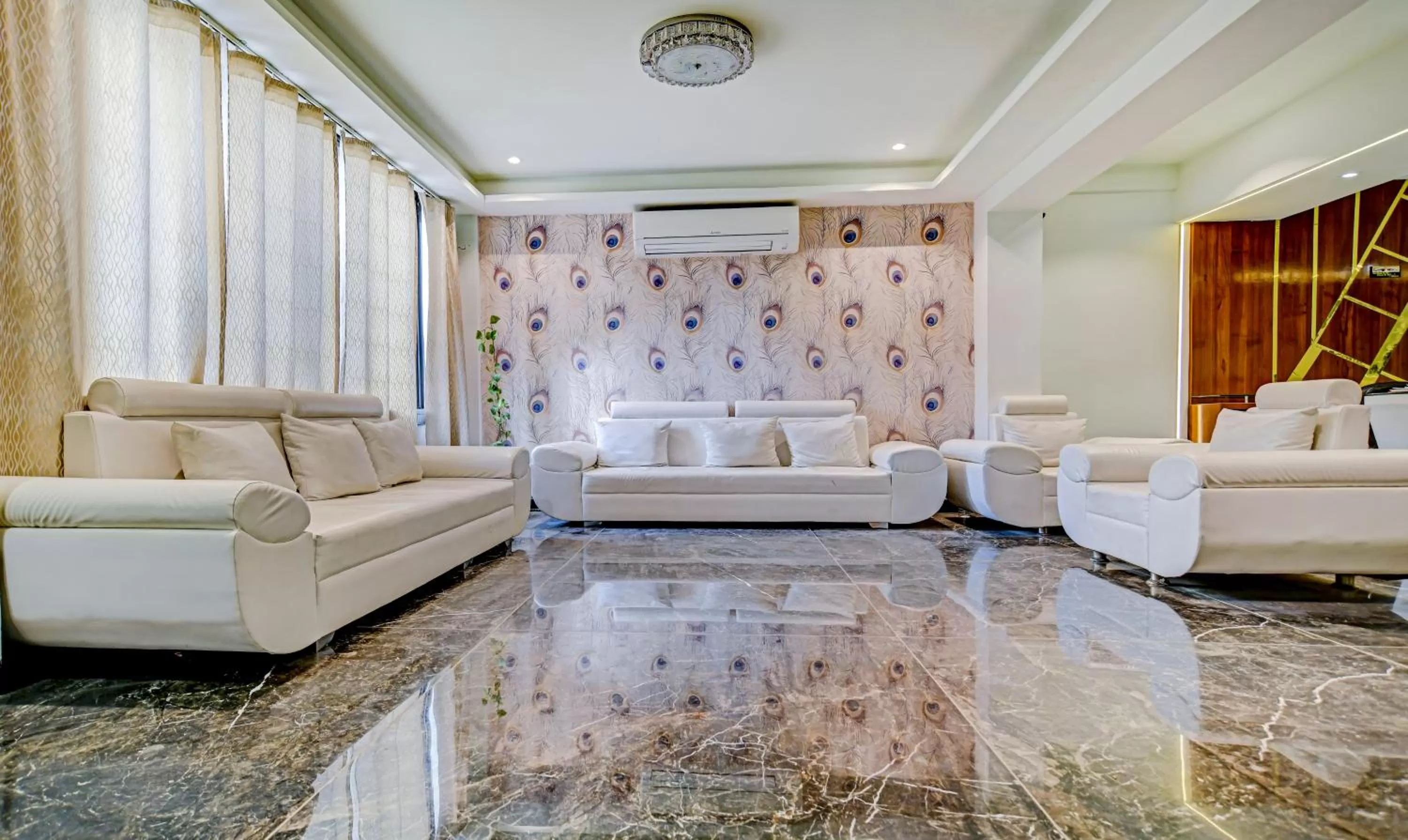 Seating Area in Treebo Trend A5