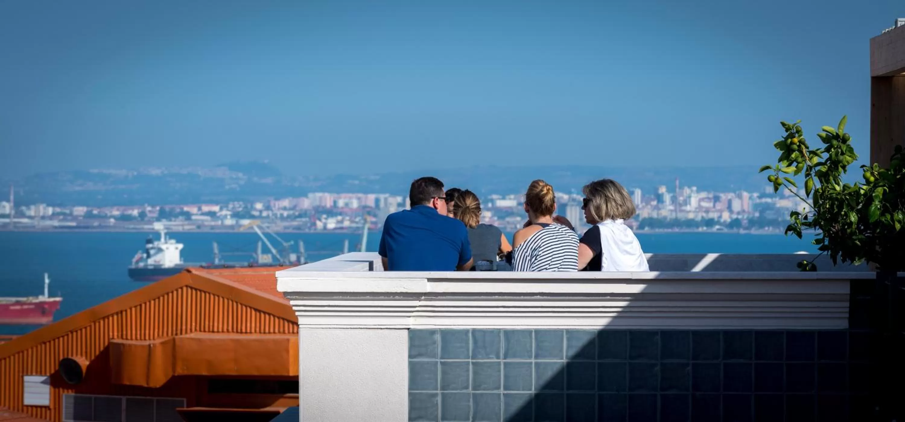 Restaurant/places to eat in Lisboa Pessoa Hotel