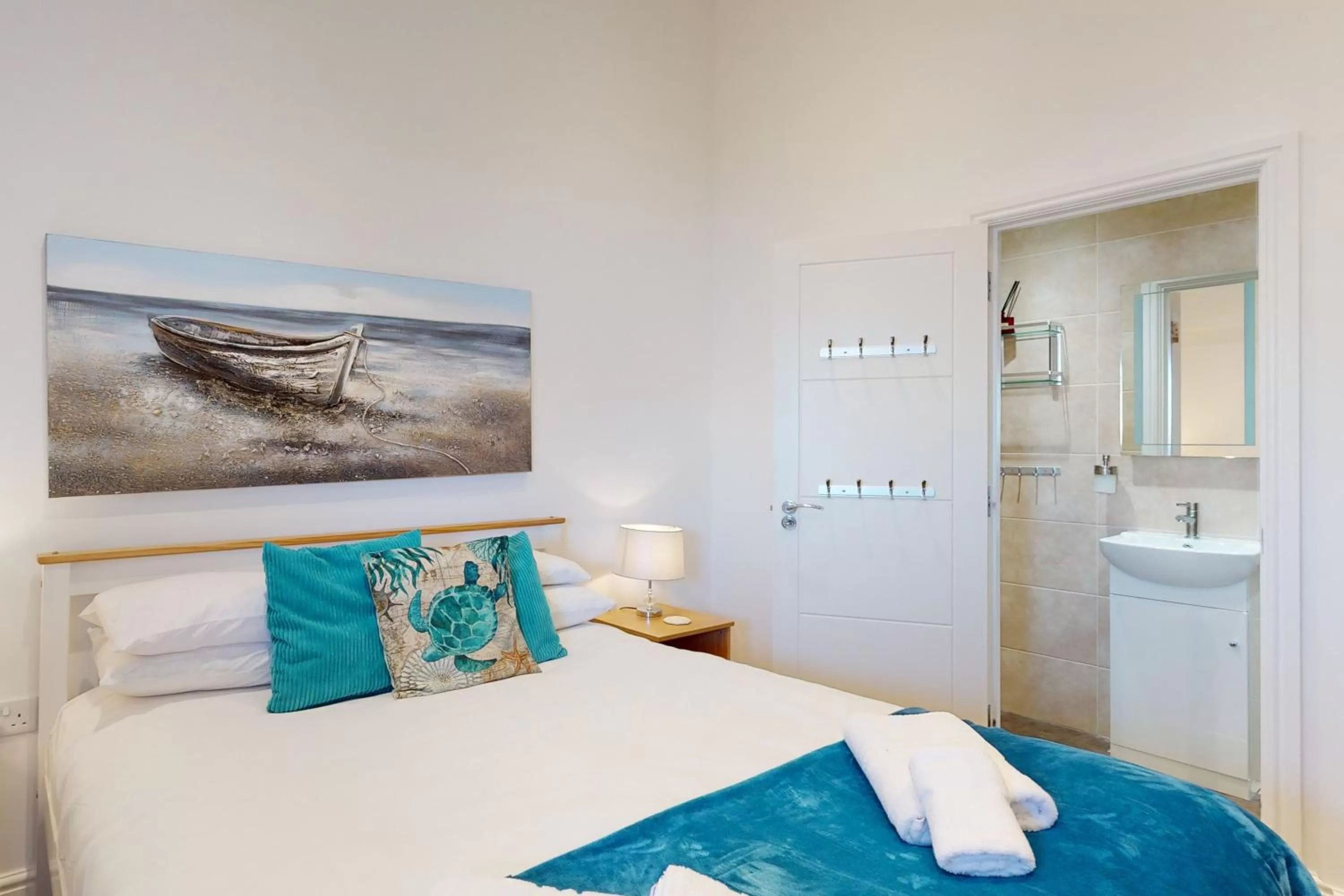 Bedroom, Bed in Crabbers' Wharf