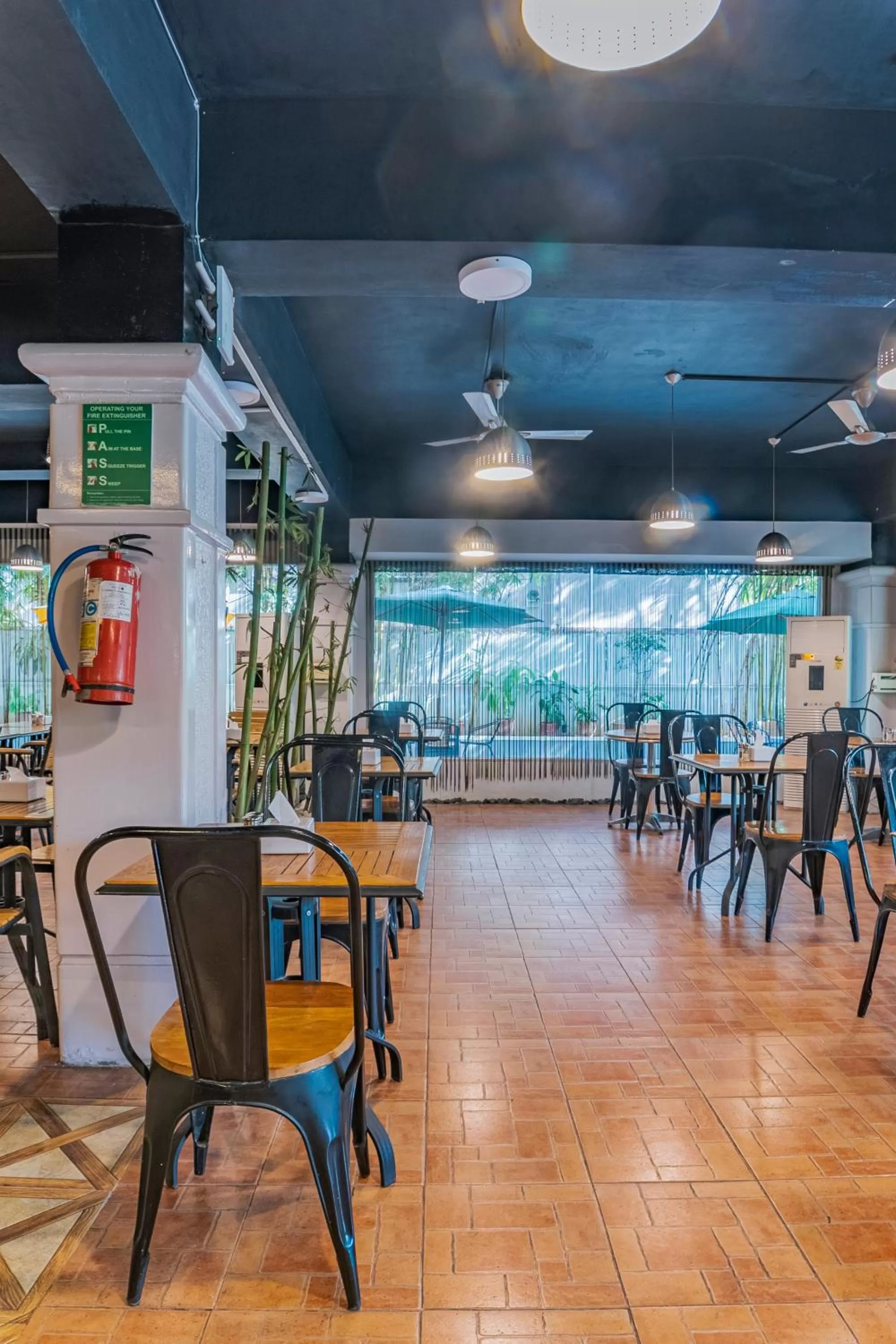 Restaurant/places to eat in Hotel Athome & Serviced Apartments by Deccan Serai Hotels