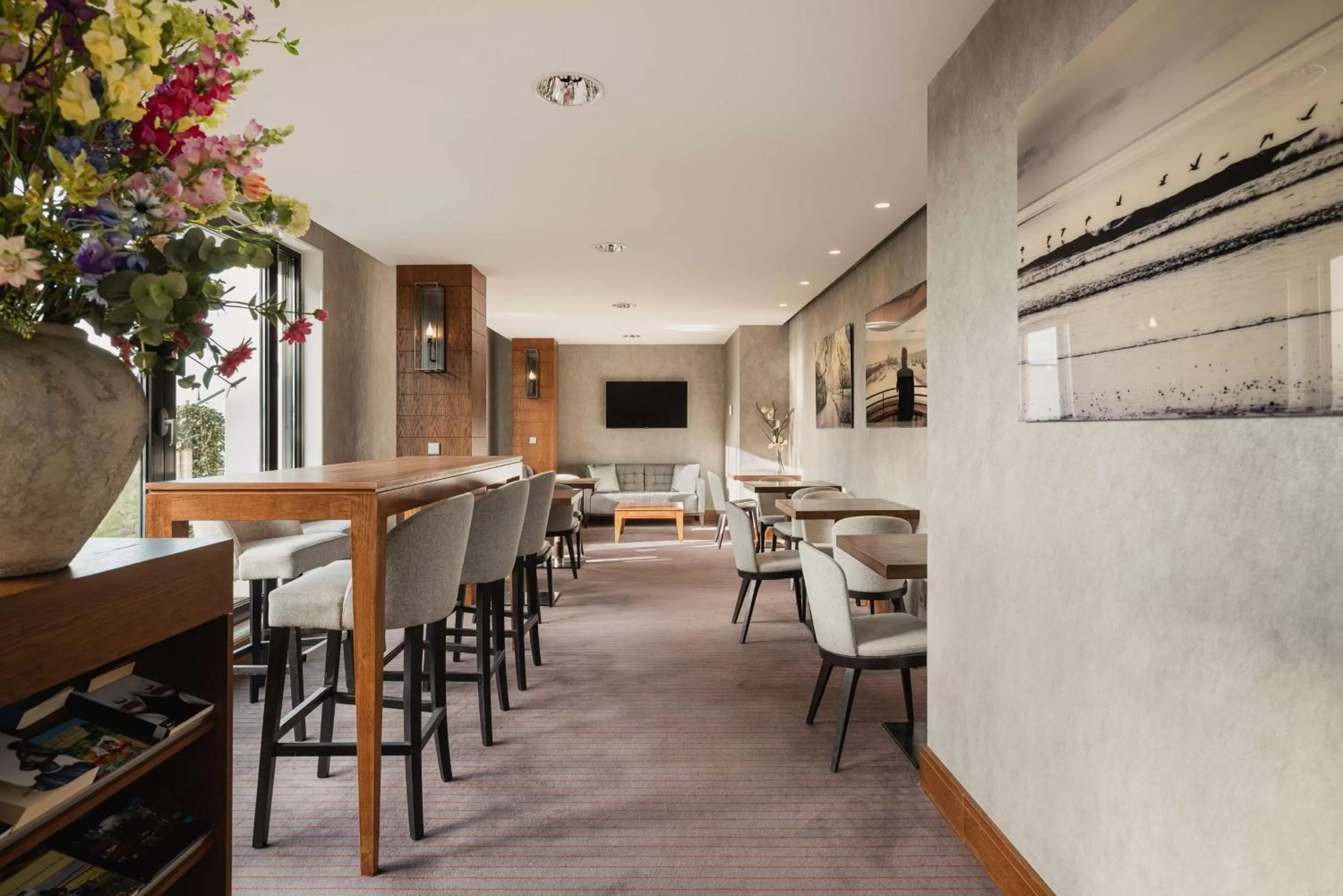 Lobby or reception in Hilton The Hague