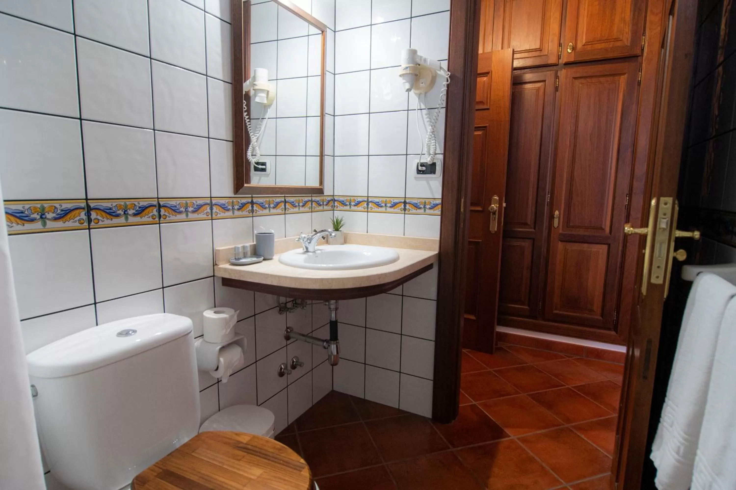 Bathroom in Hotel El Tejar & Spa