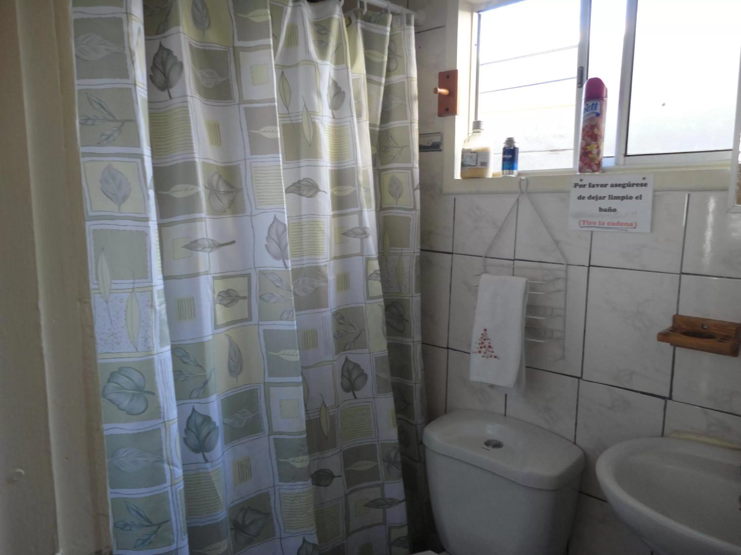 Bathroom in Hostal Miramar