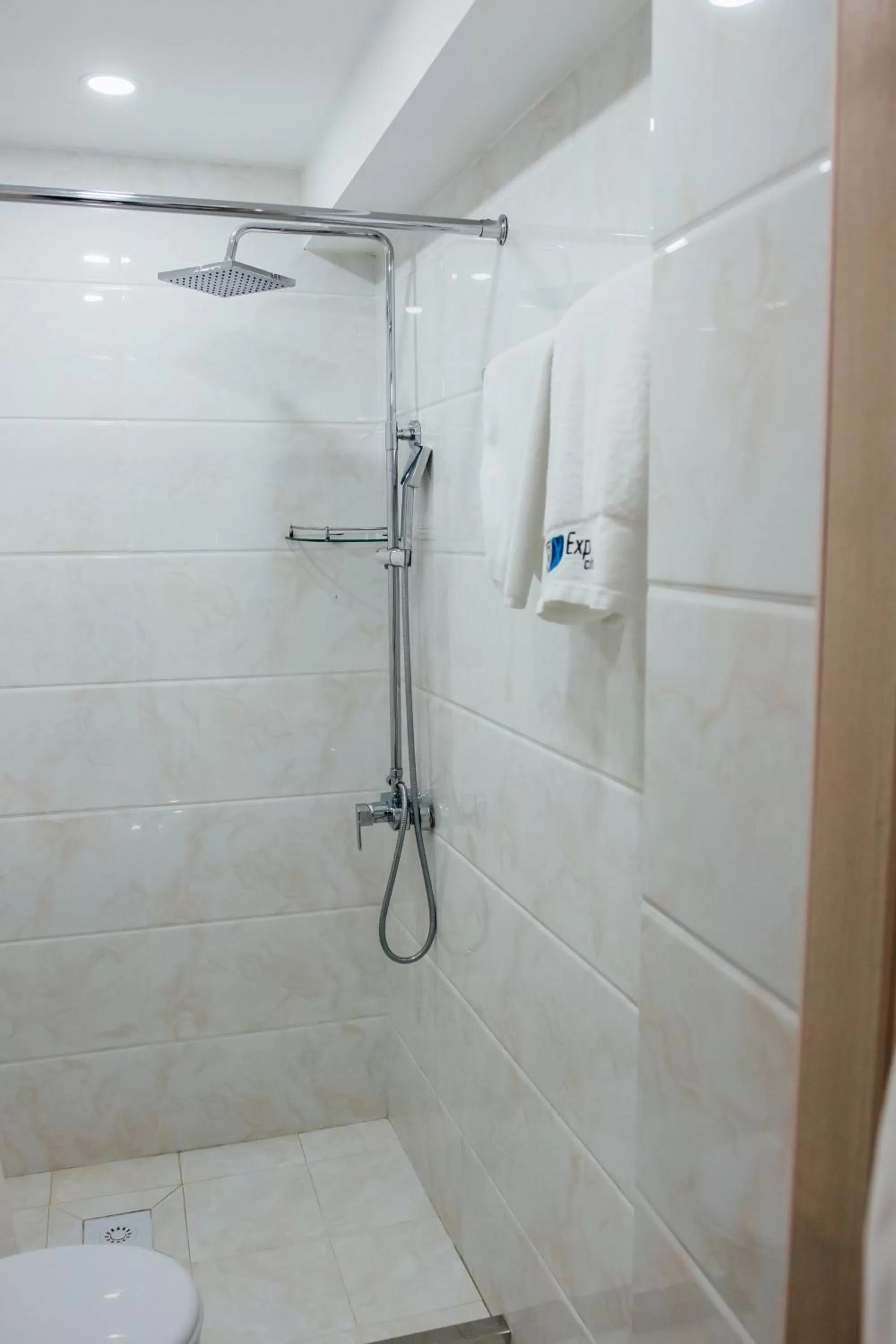 Bathroom in Express City Hotel