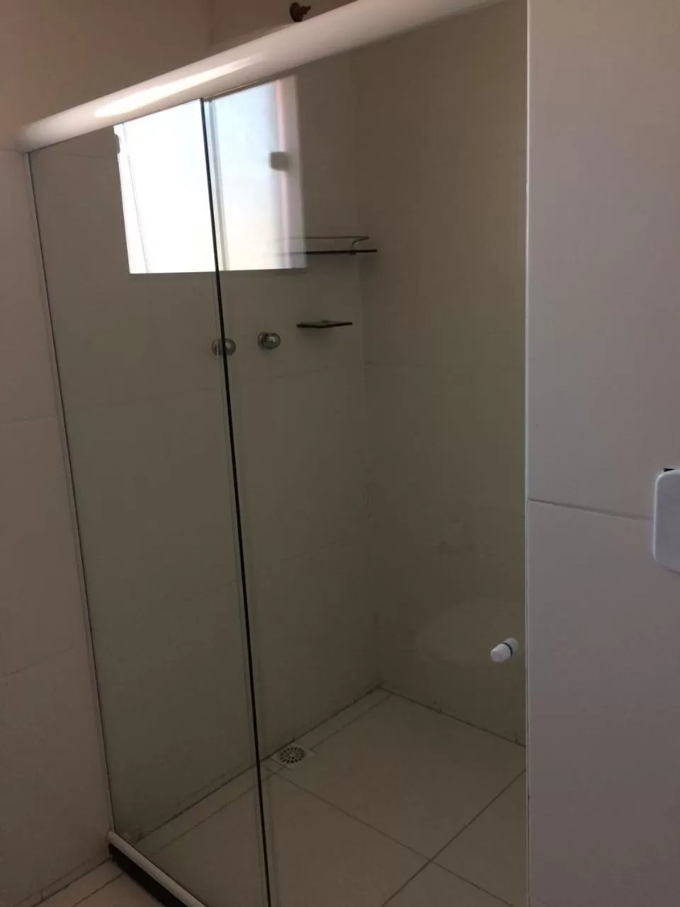 Bathroom in Trevo De Arraial pousada em cabo frio