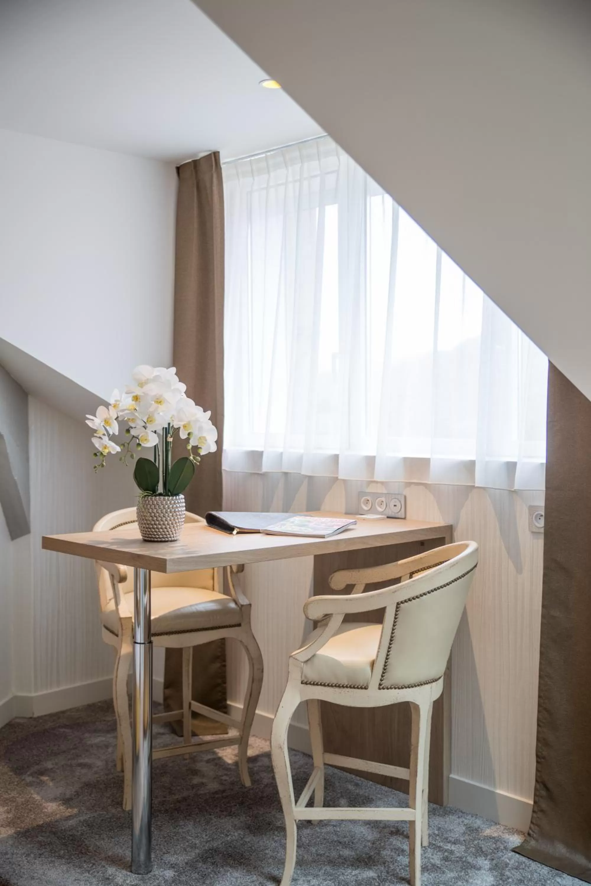 Decorative detail in Best Western Beauséjour