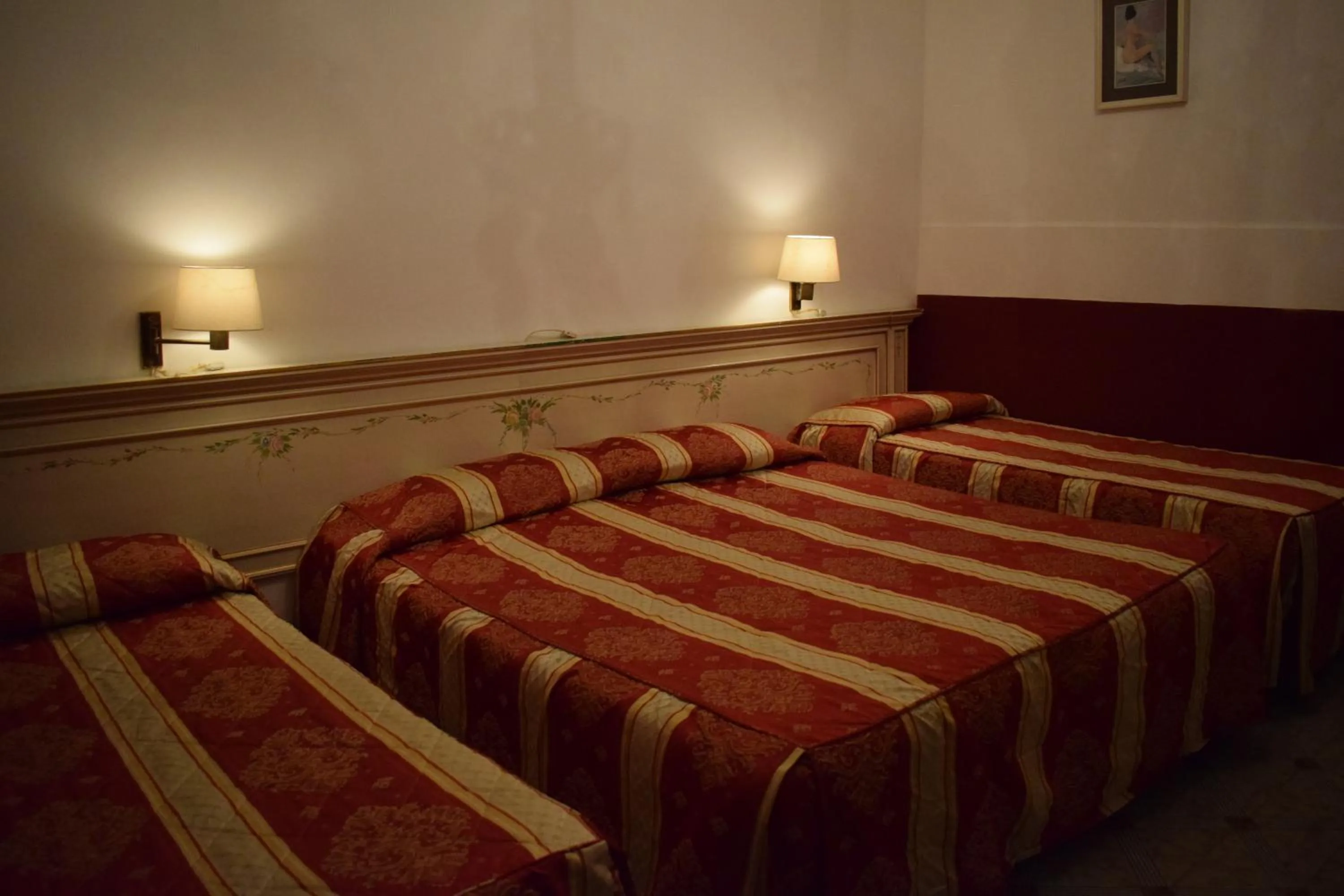 Bed in Albergo Basilea