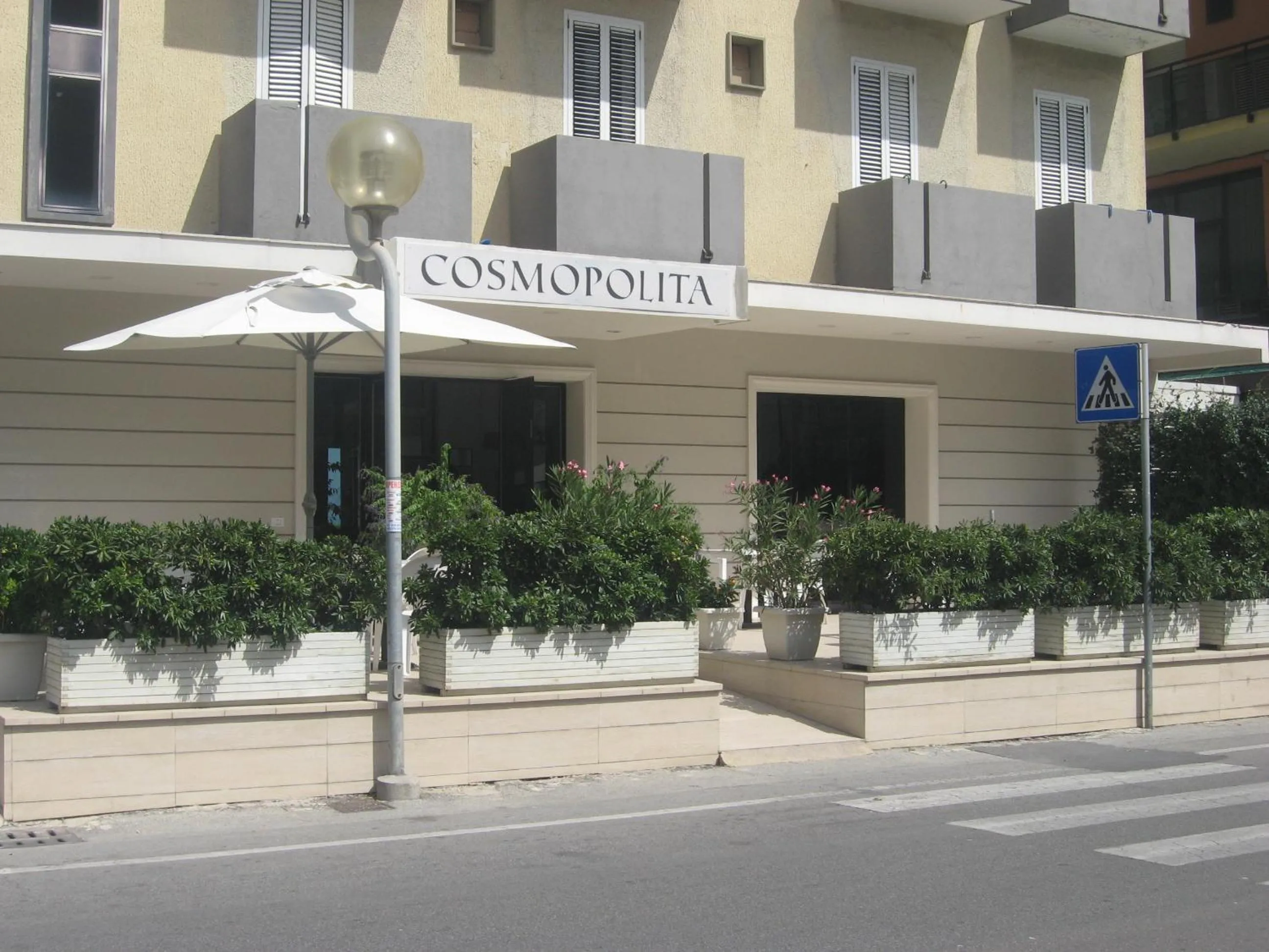 Facade/entrance in Hotel Cosmopolita