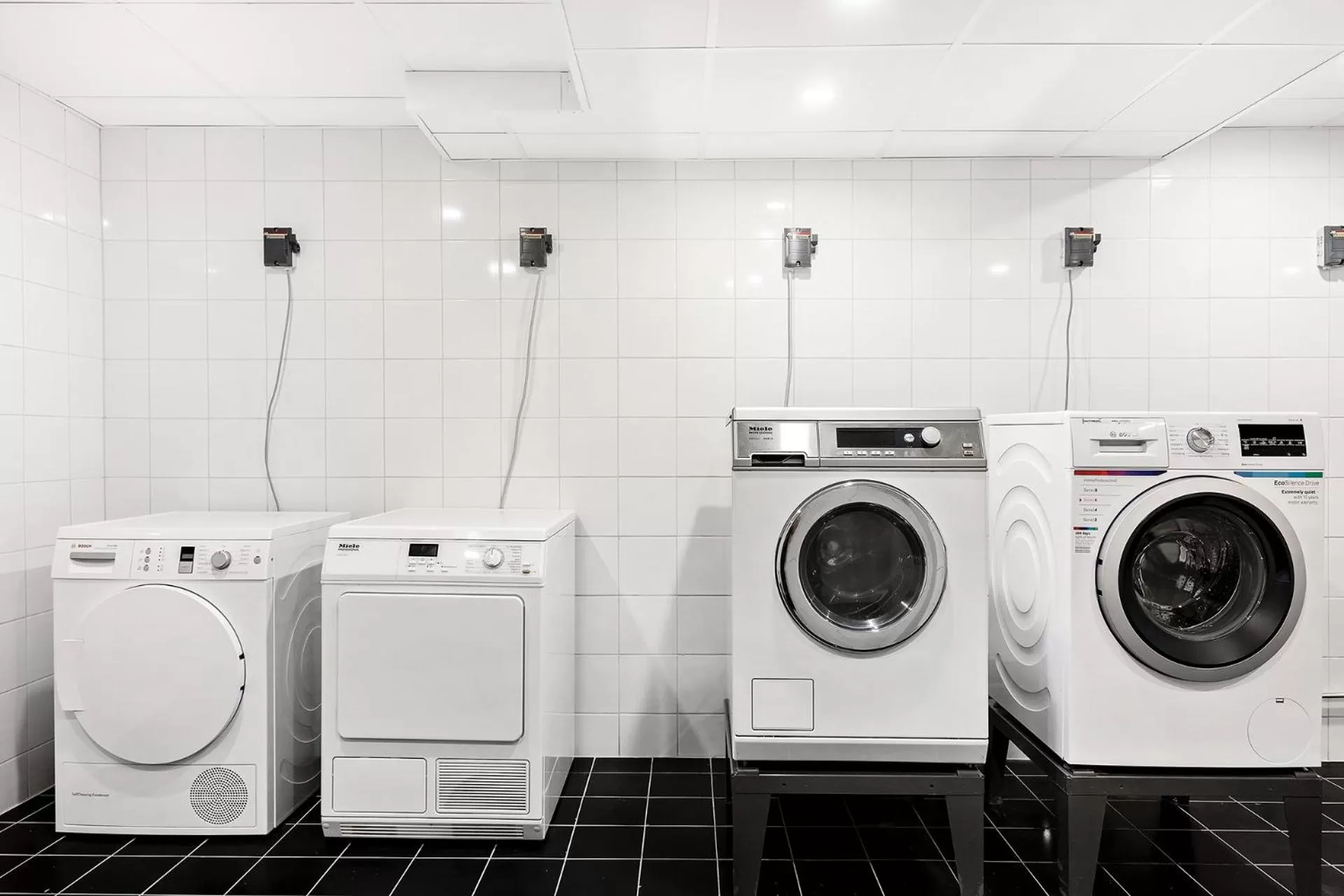 laundry in Sure Hotel Studio by Best Western Bromma