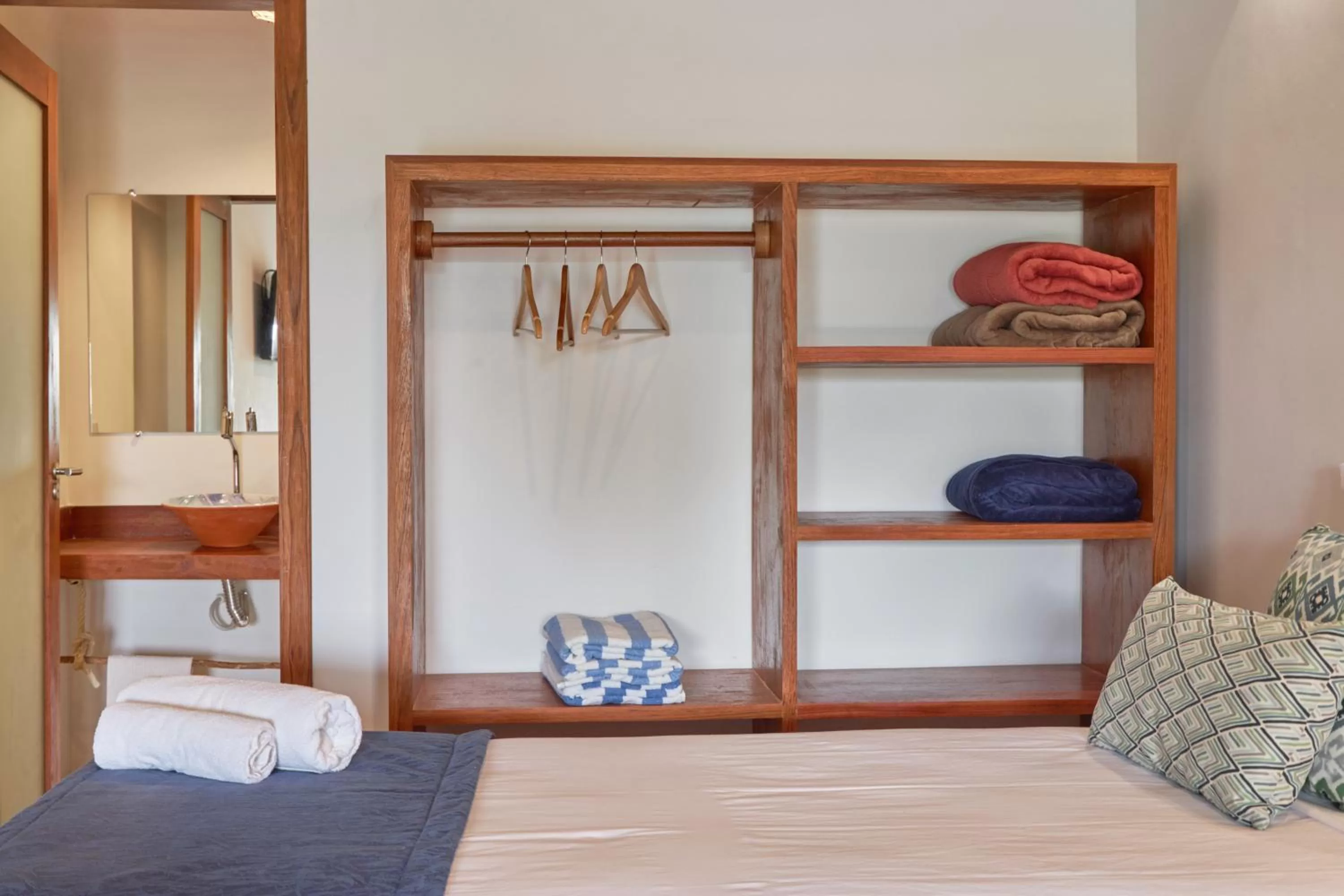 Bed in Kauli Seadi Beach Hotel