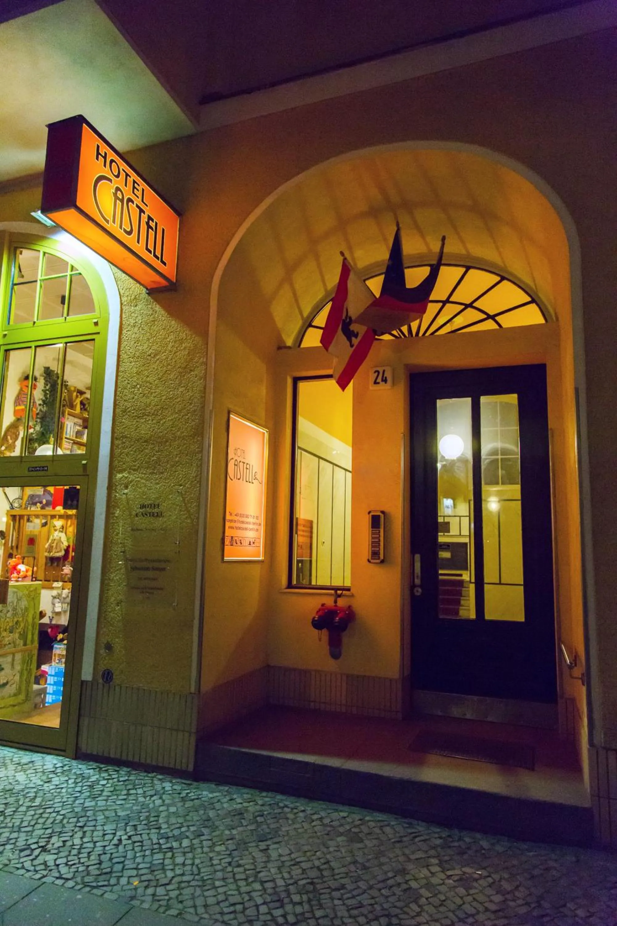 Facade/entrance in Hotel Castell am Kurfürstendamm