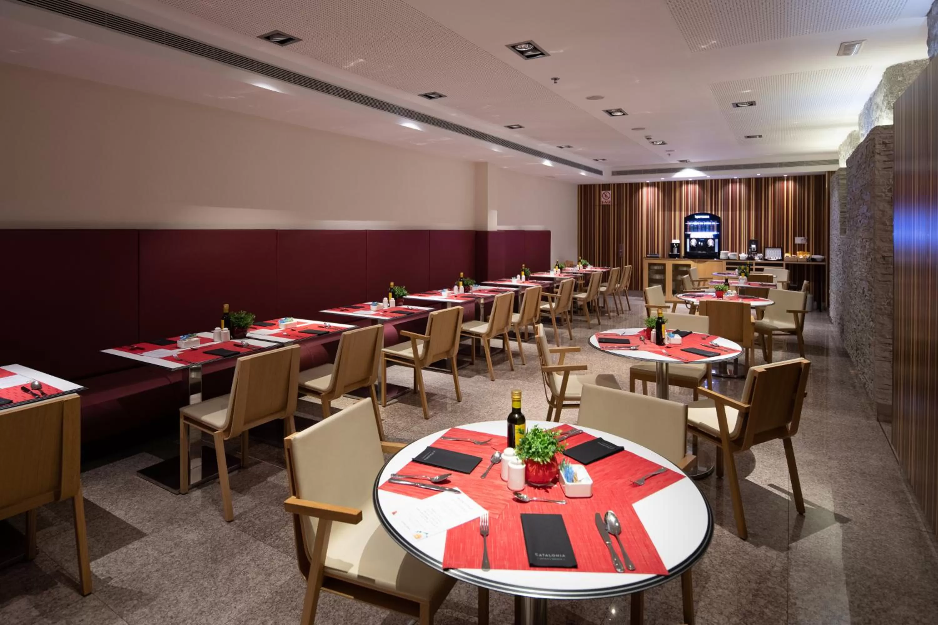 Buffet breakfast in Catalonia Plaza Mayor