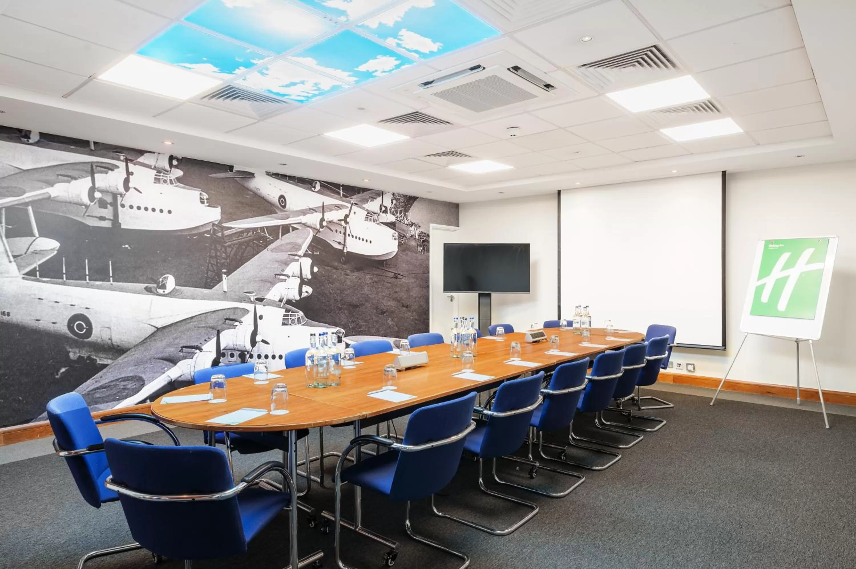 Meeting/conference room in Holiday Inn Rochester-Chatham by IHG