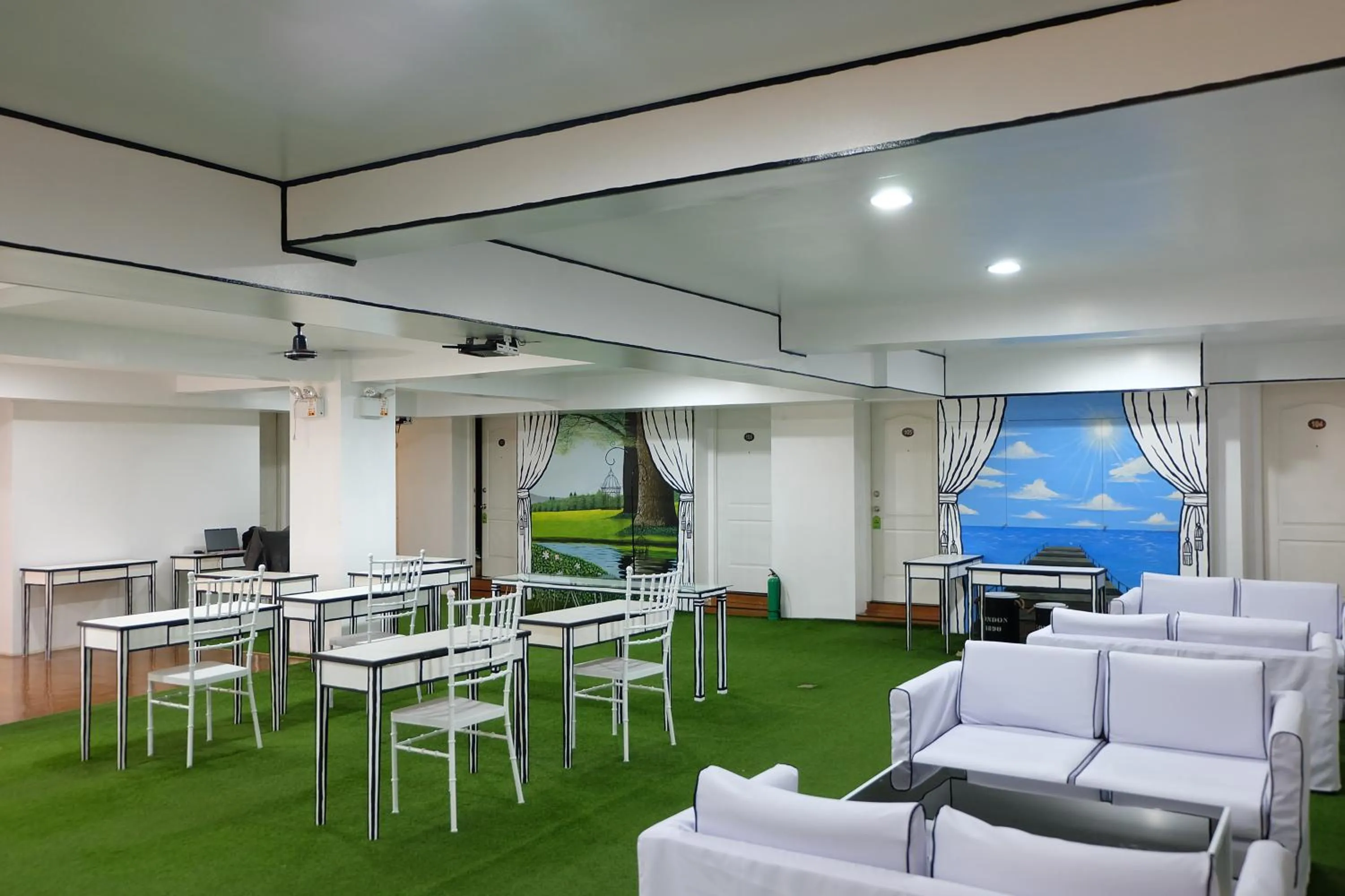 Decorative detail in Spaces Hotel Makati