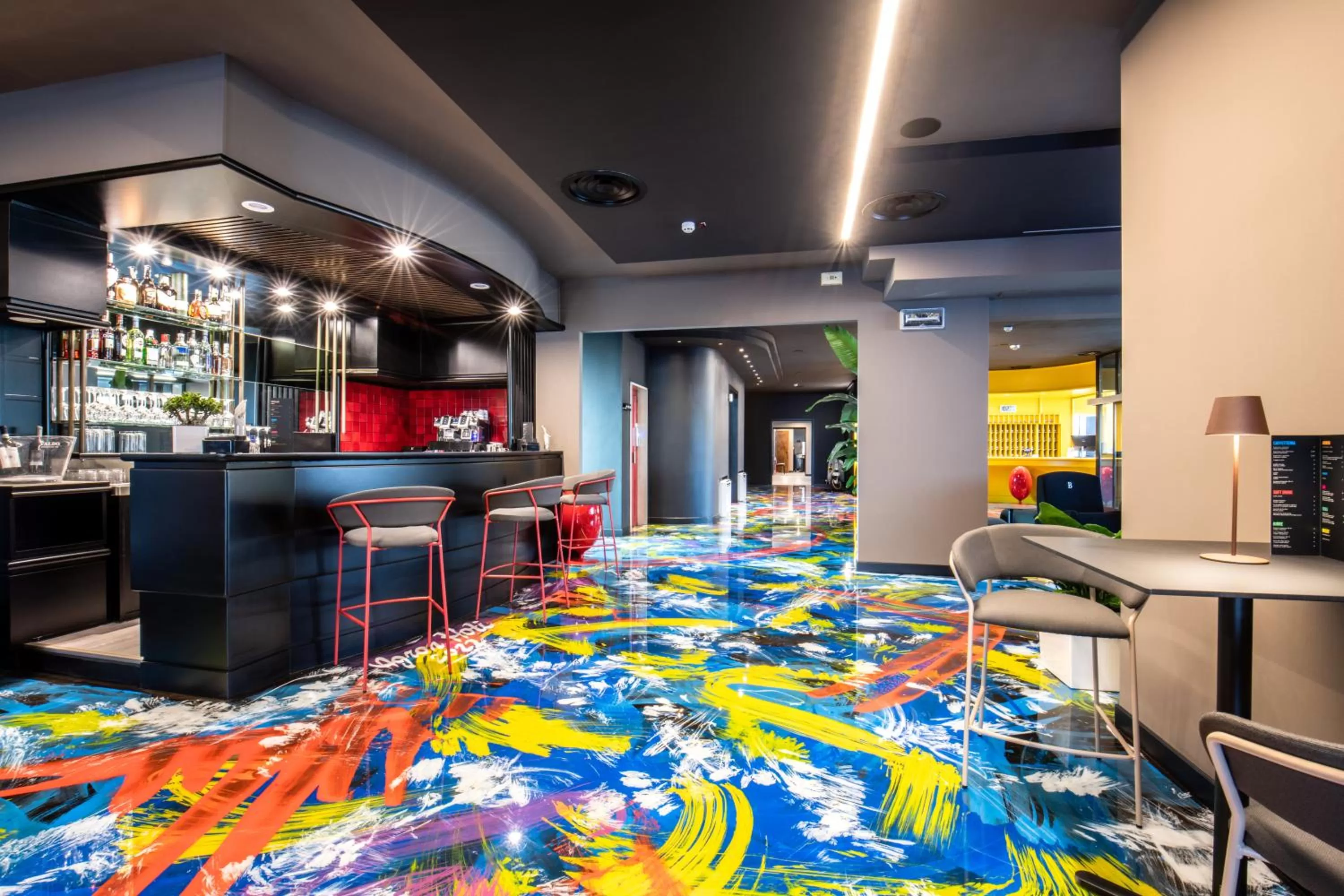 Lounge or bar in Muraless Art Hotel - WorldHotels Crafted