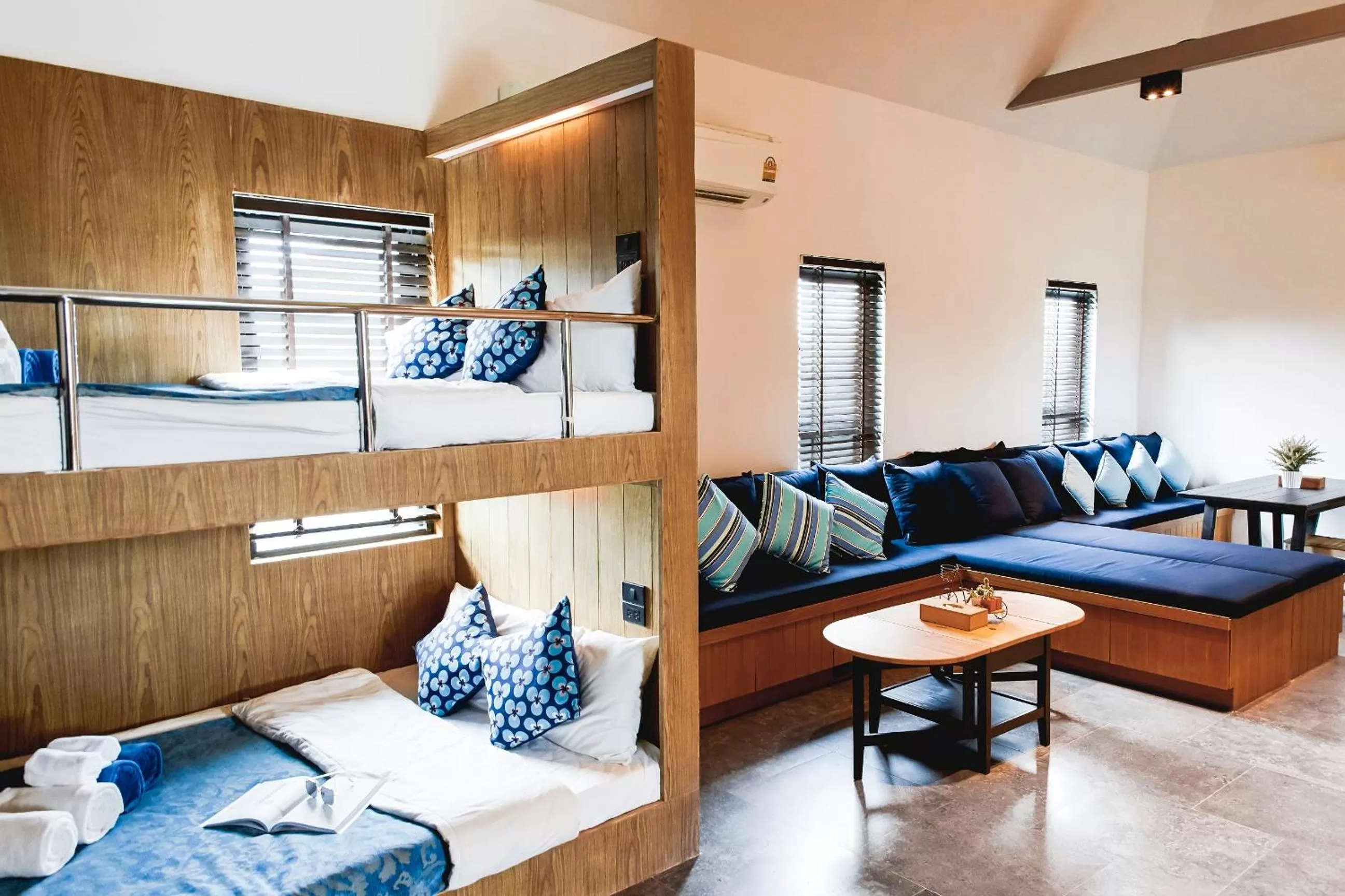 Photo of the whole room, Bed in Vann Hua Hin Resort