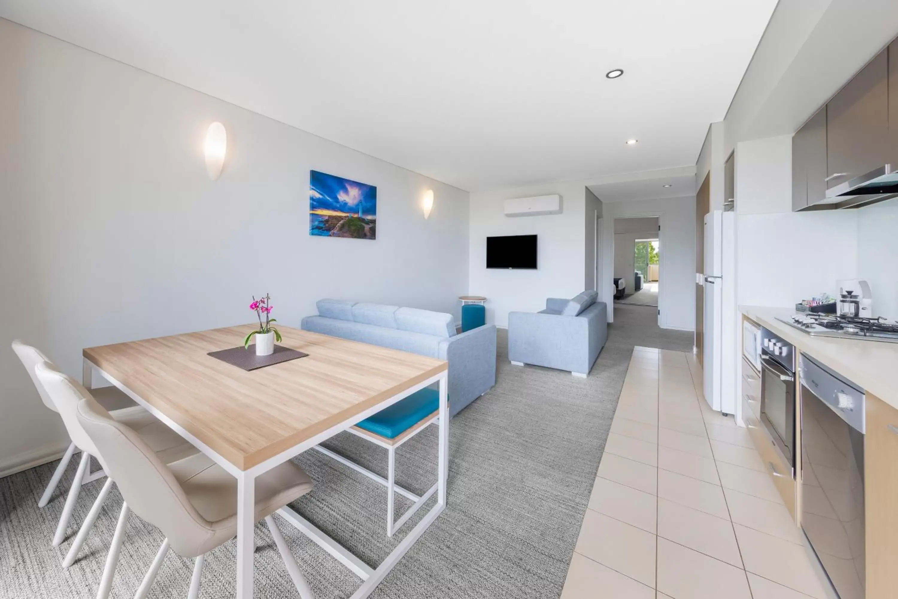 Three-Bedroom Apartment in Quest Portland Three-Bedroom Apartment in Quest Portland