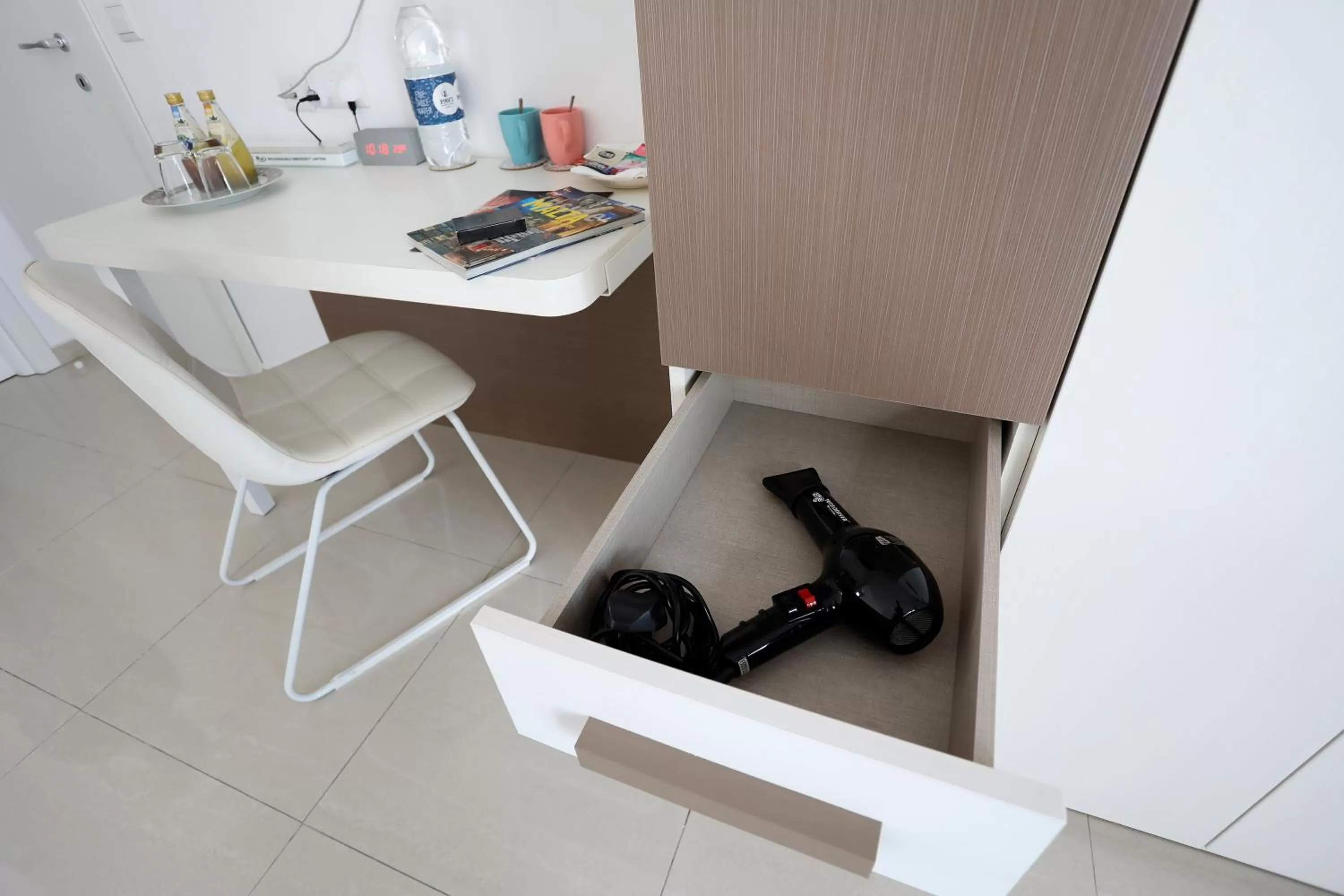 Coffee/tea facilities in Escape to St Julians