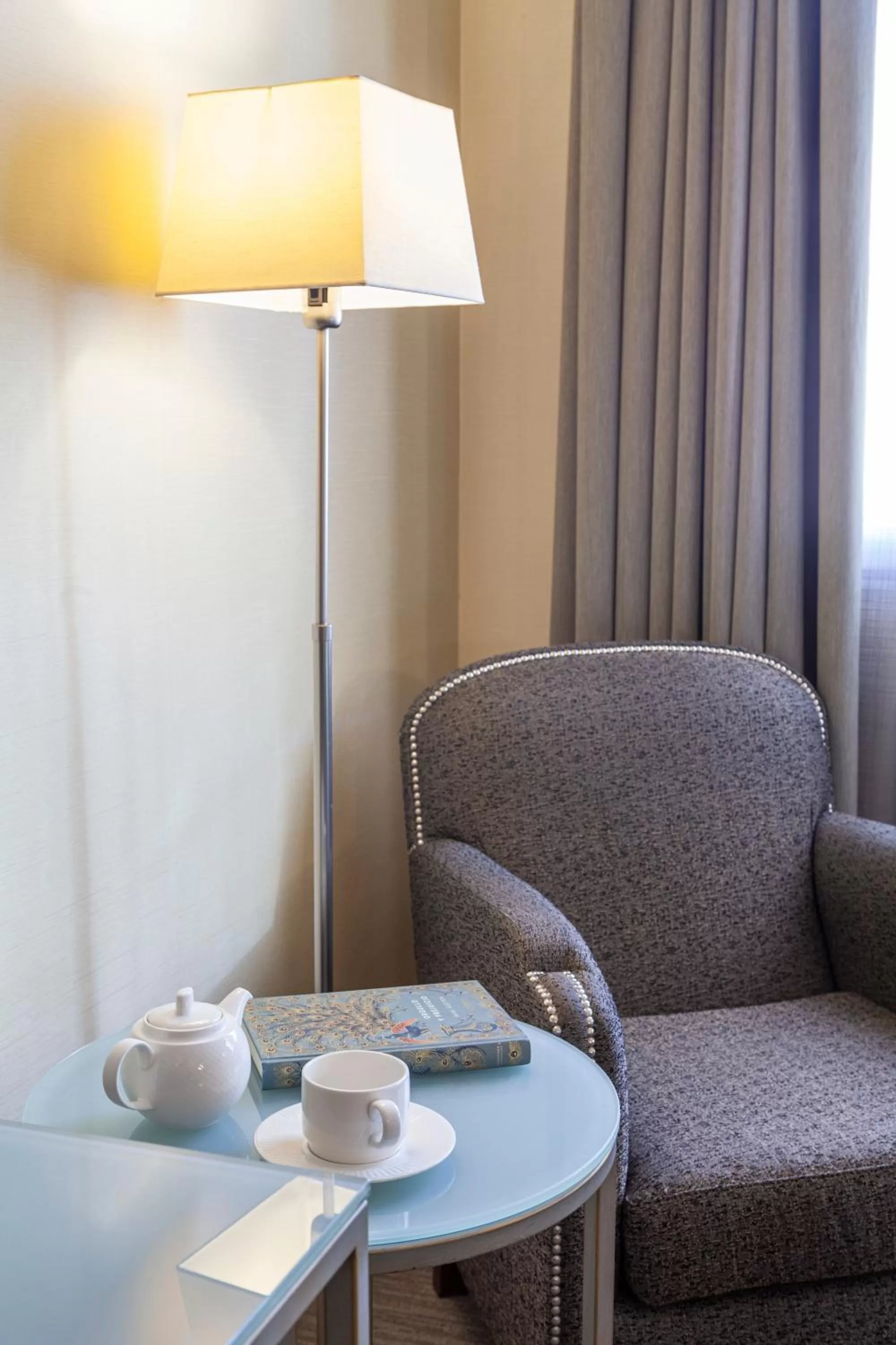 Photo of the whole room in Hotel Macià Alfaros