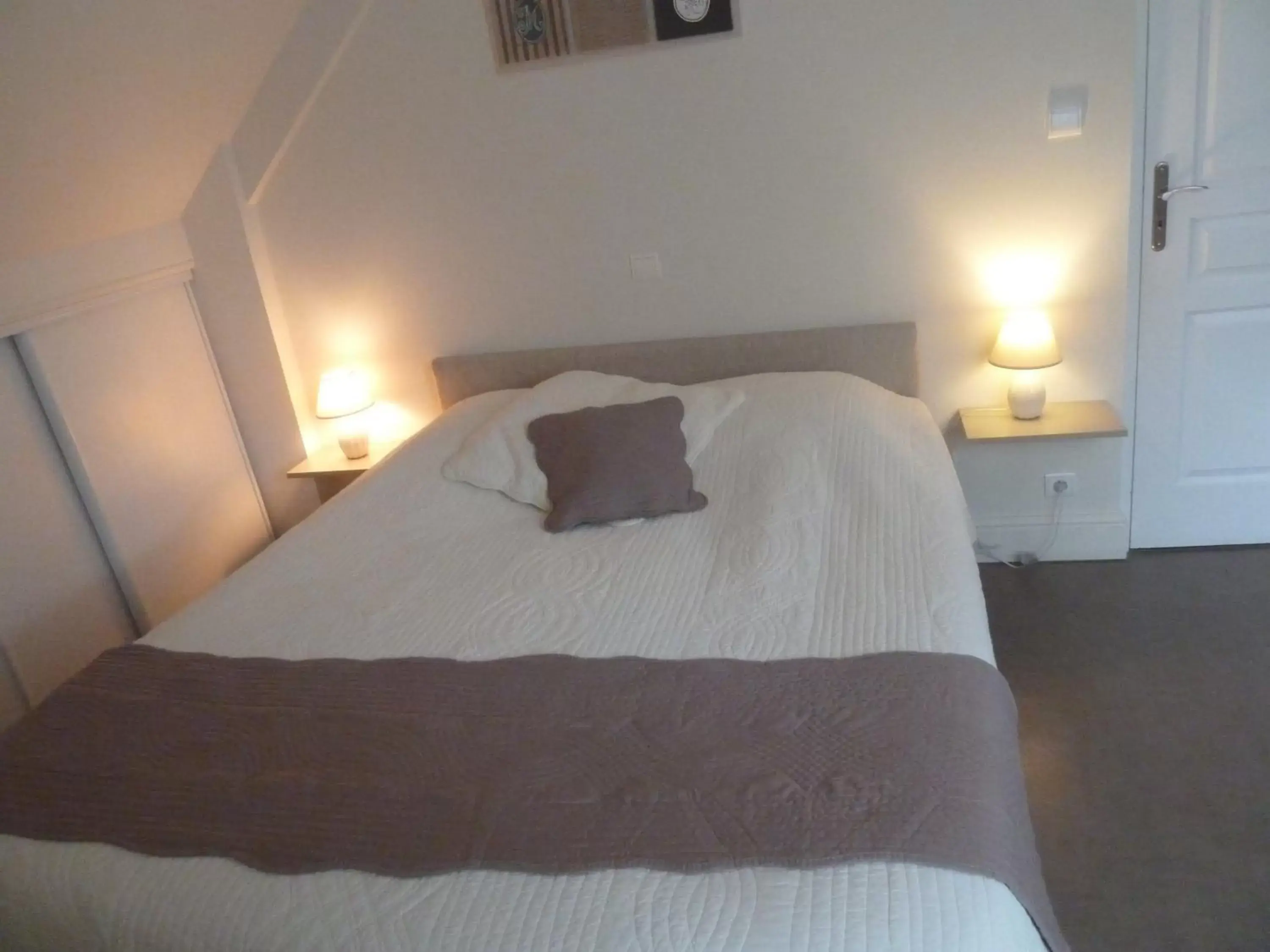 Double Room in L'imprévu Double Room in L'imprévu