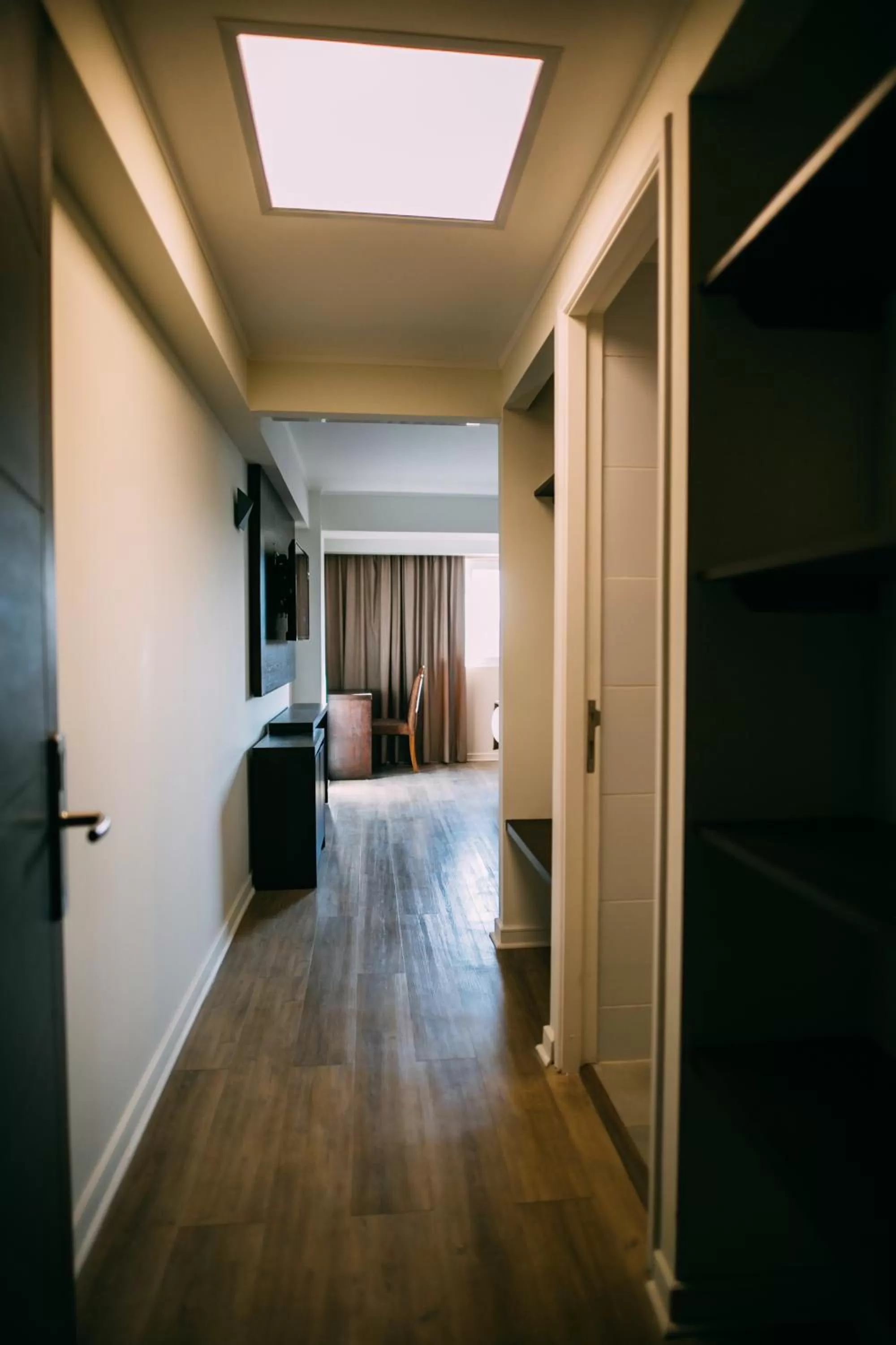 TV/Entertainment Center in Hotel He Wang Santiago