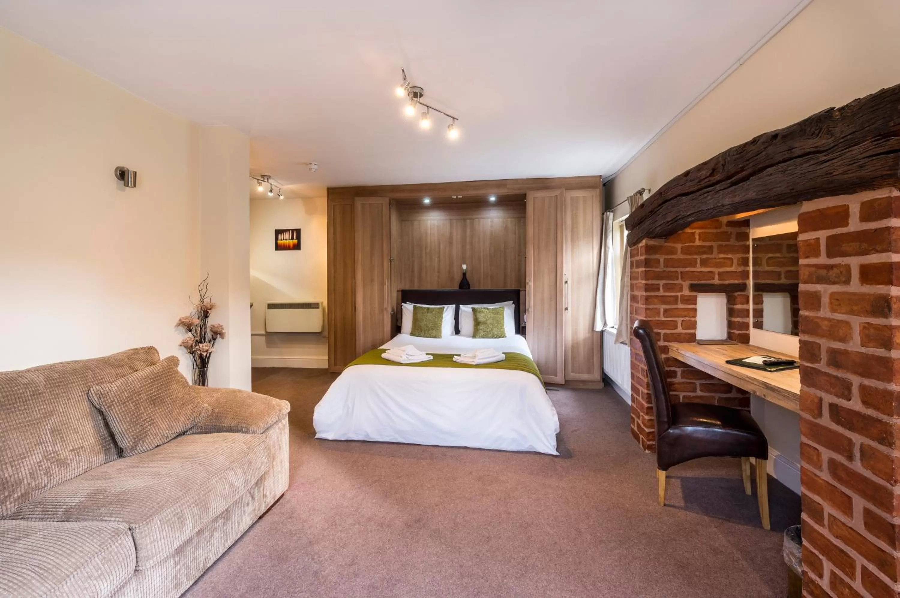 Bedroom, Bed in The Limes Country Lodge Hotel & Admiral Restaurant