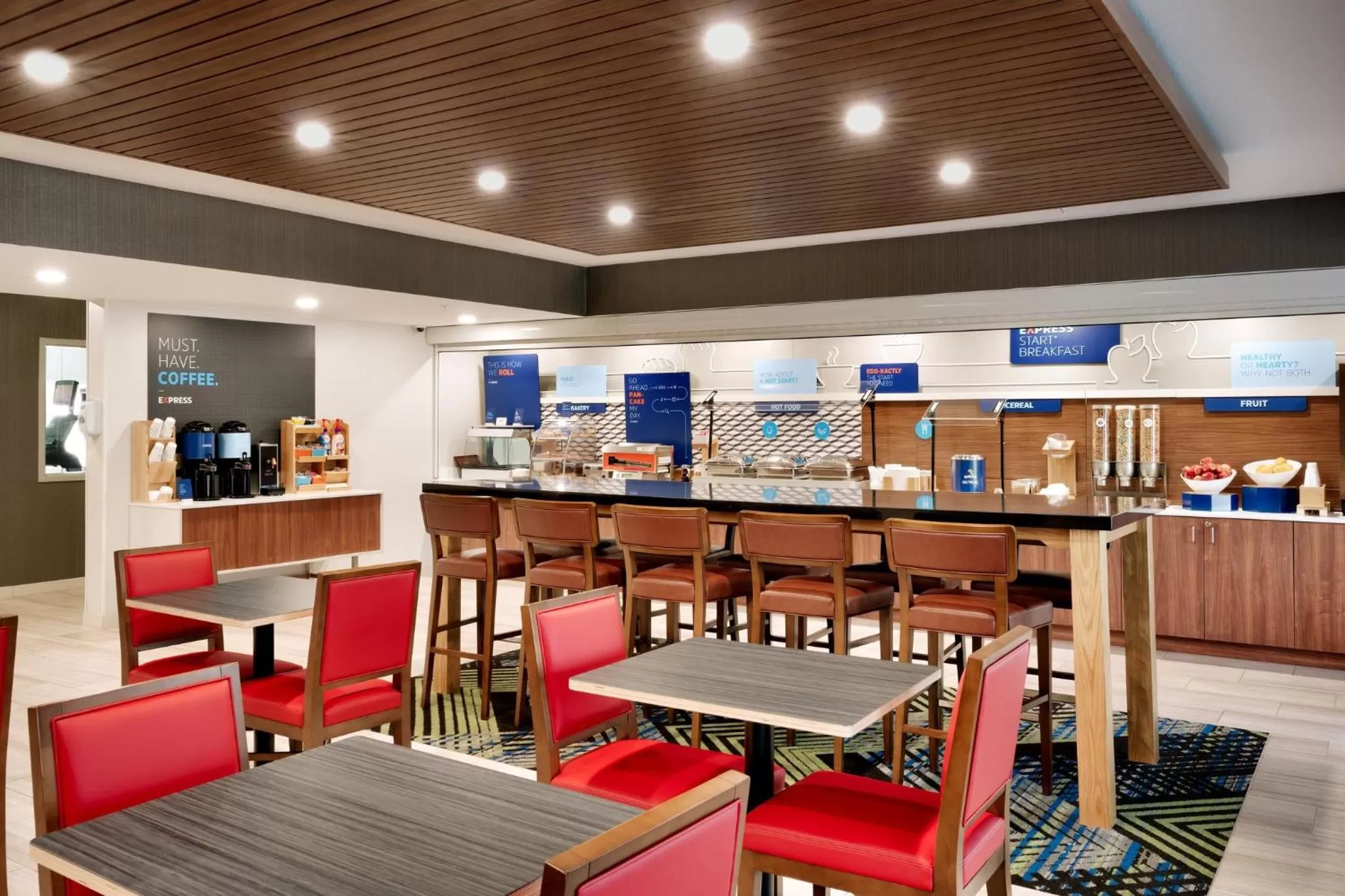 Breakfast in Holiday Inn Express & Suites Mitchell by IHG