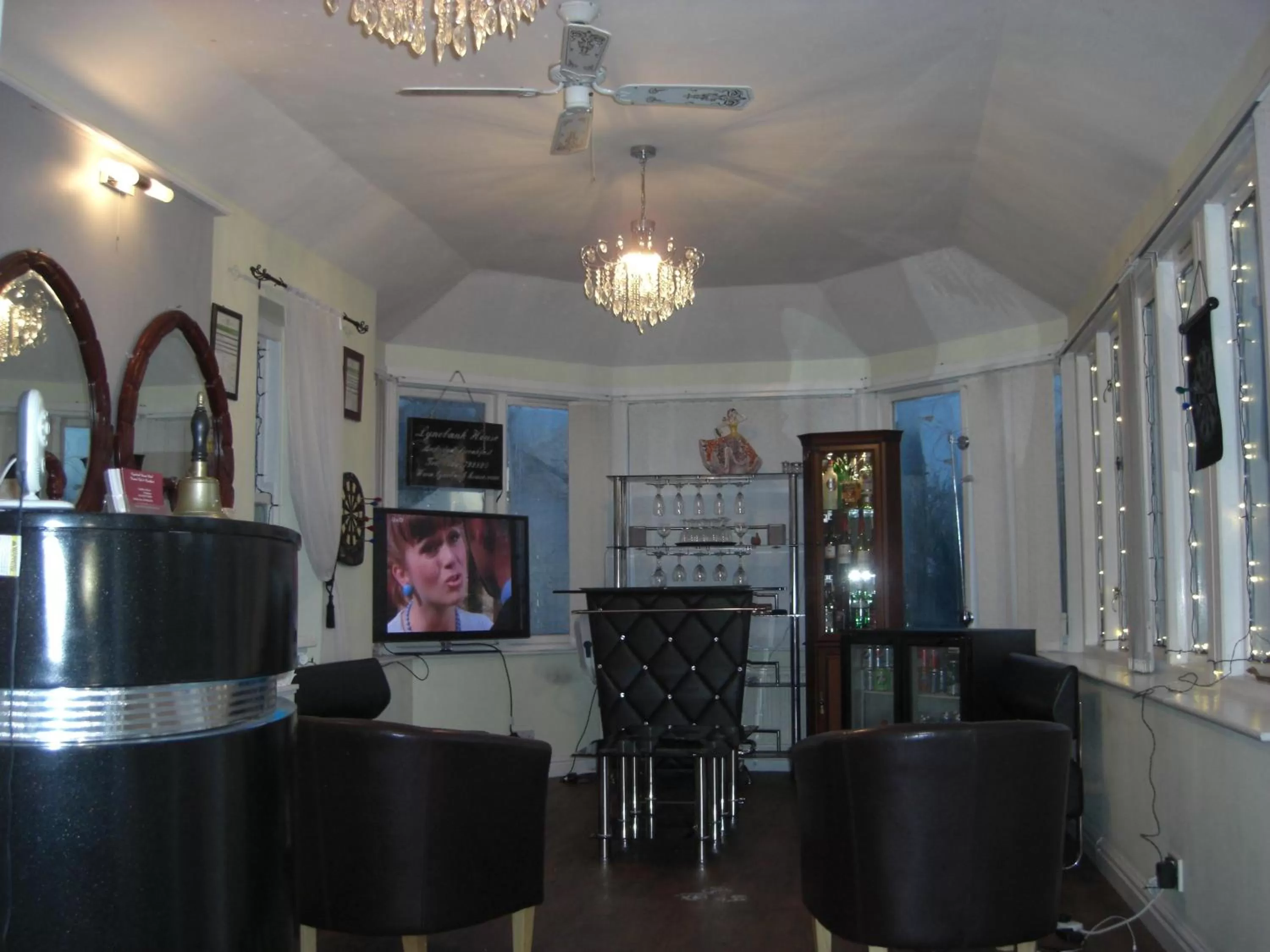 Seating area in Lynebank House Hotel, Bed & Breakfast