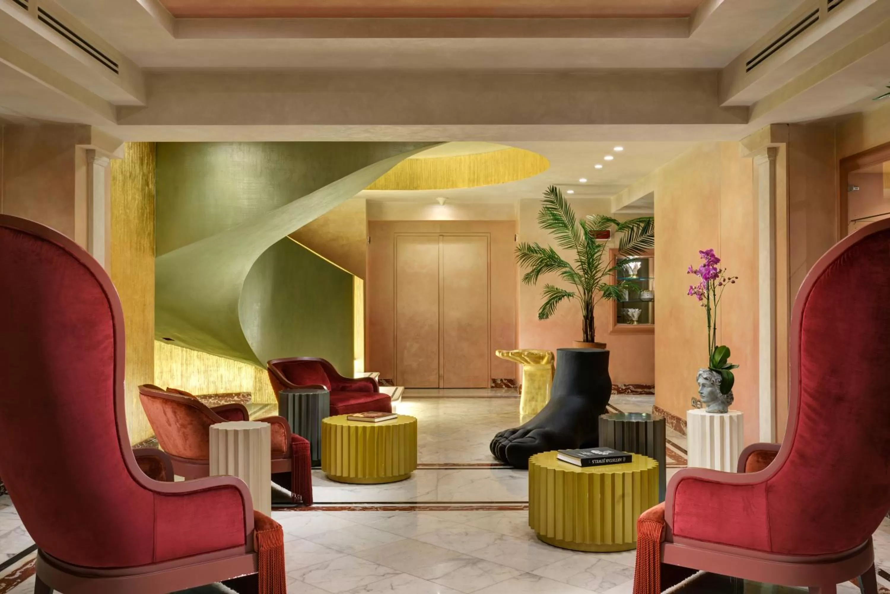 Living room in Leon's Place Hotel In Rome