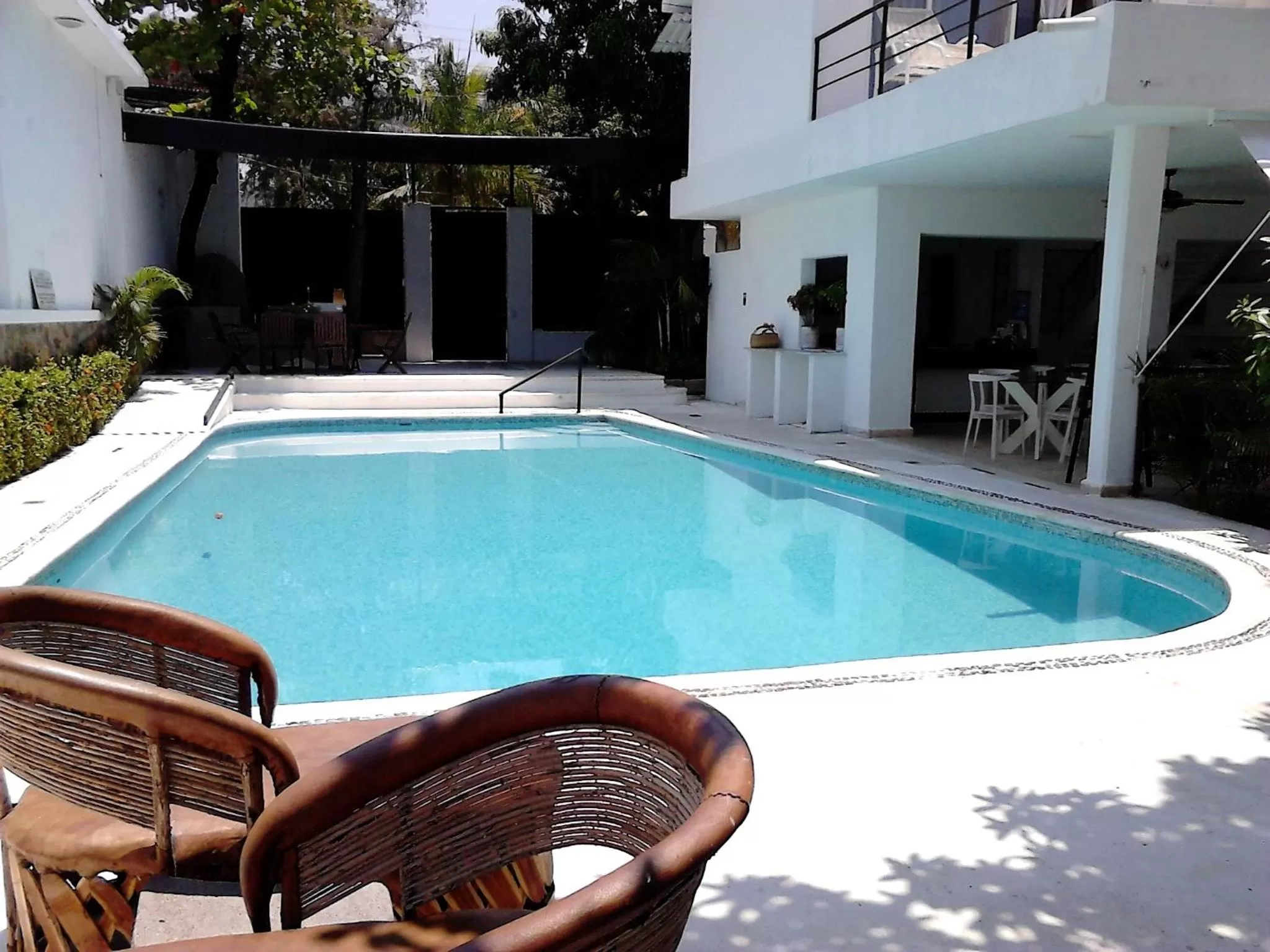 Property building, Swimming Pool in Donde Mira el Sol HOTEL RETIRADO Y ESPACIOSO CON CONDICIONES IDEALES PARA PASAR LA CONTINGENCIA CON LA MAYOR SEGURIDAD