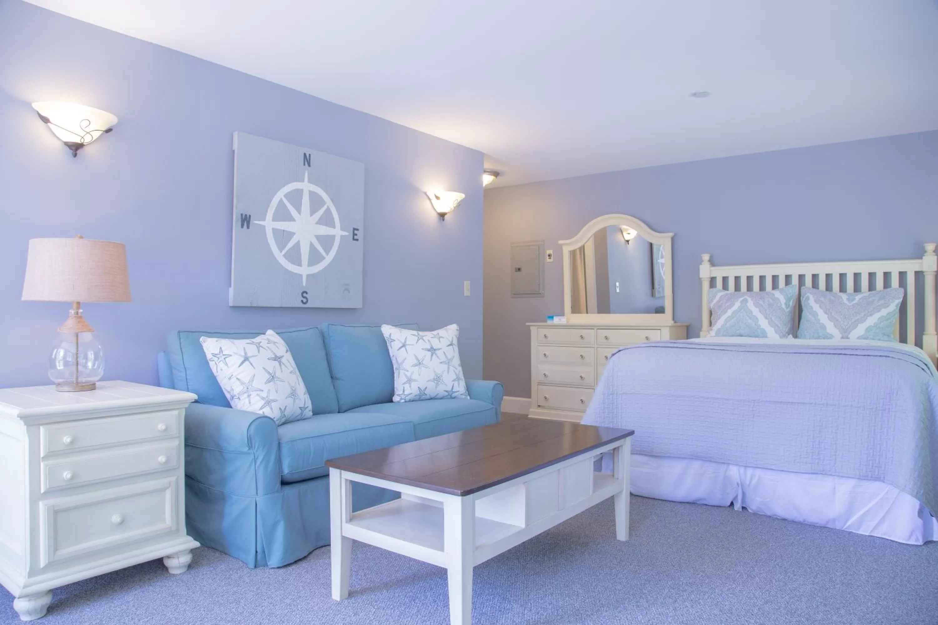 Bed in Sheepscot Harbour Village Resort