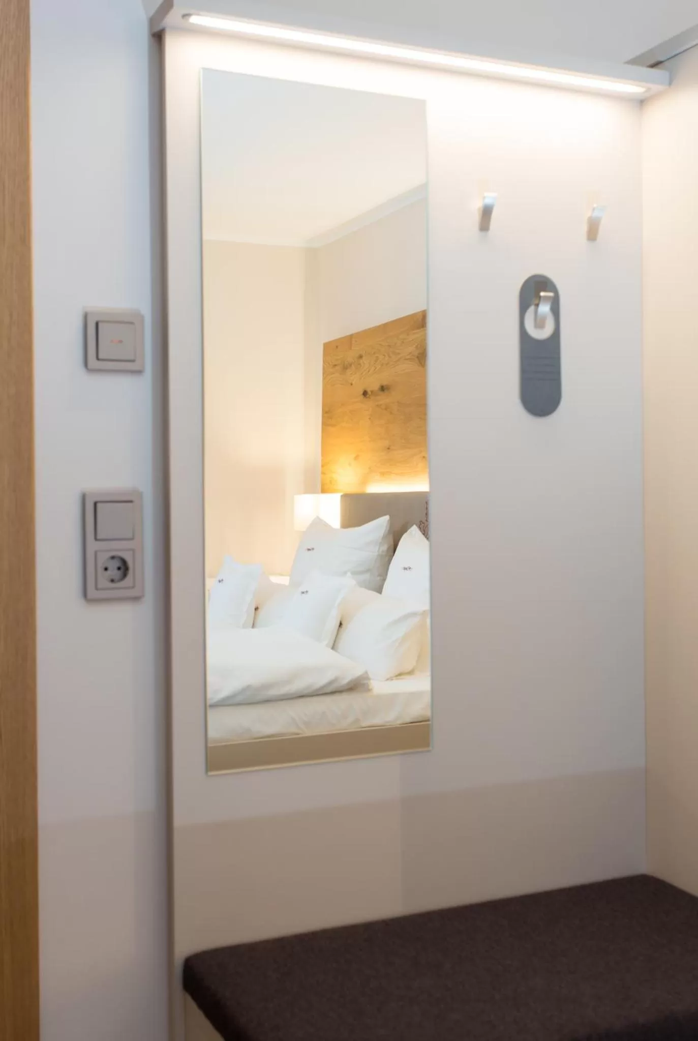 Photo of the whole room, Bed in Höger's Hotel & Restaurant