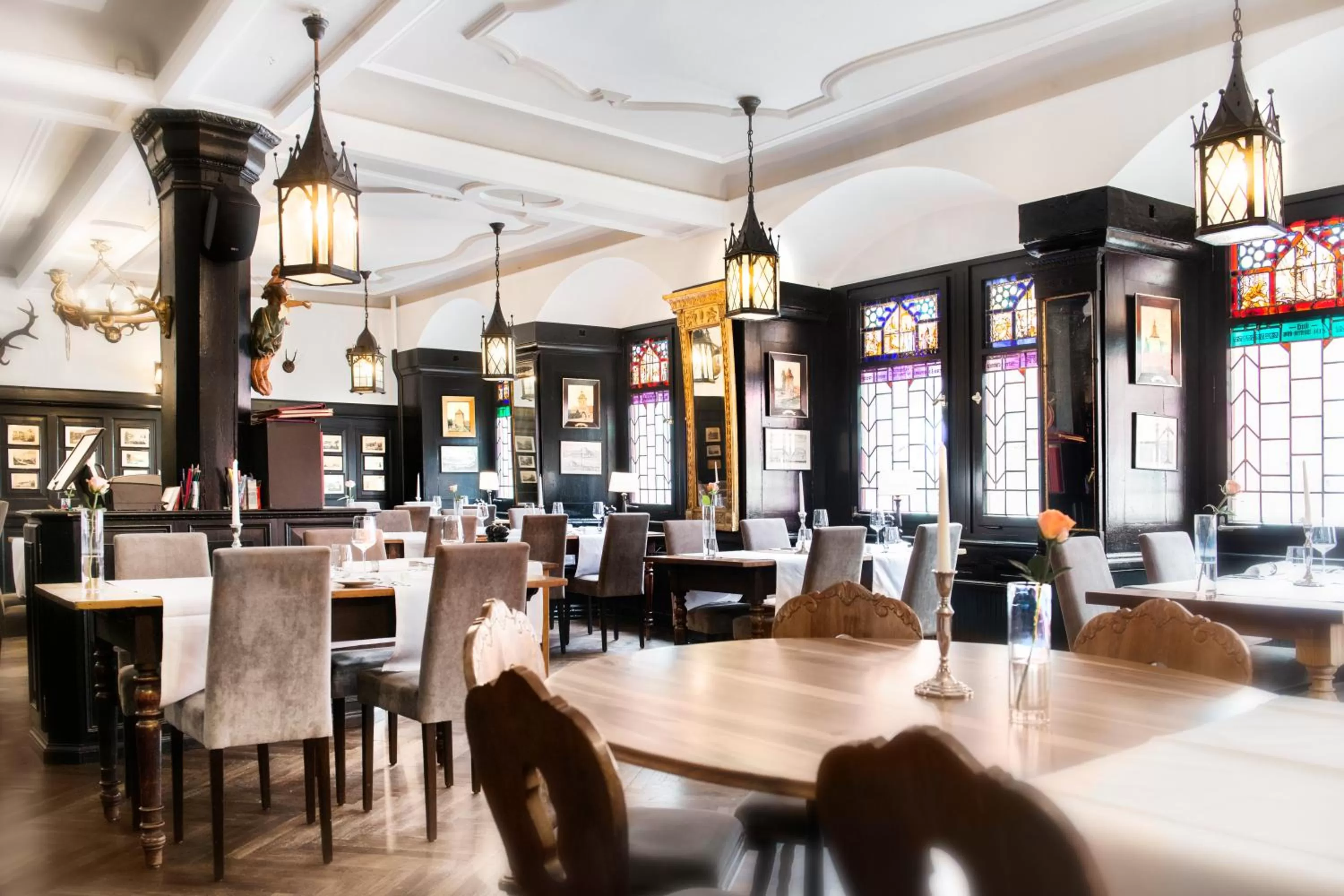 Restaurant/places to eat in Romantik Hotel Barbarossa