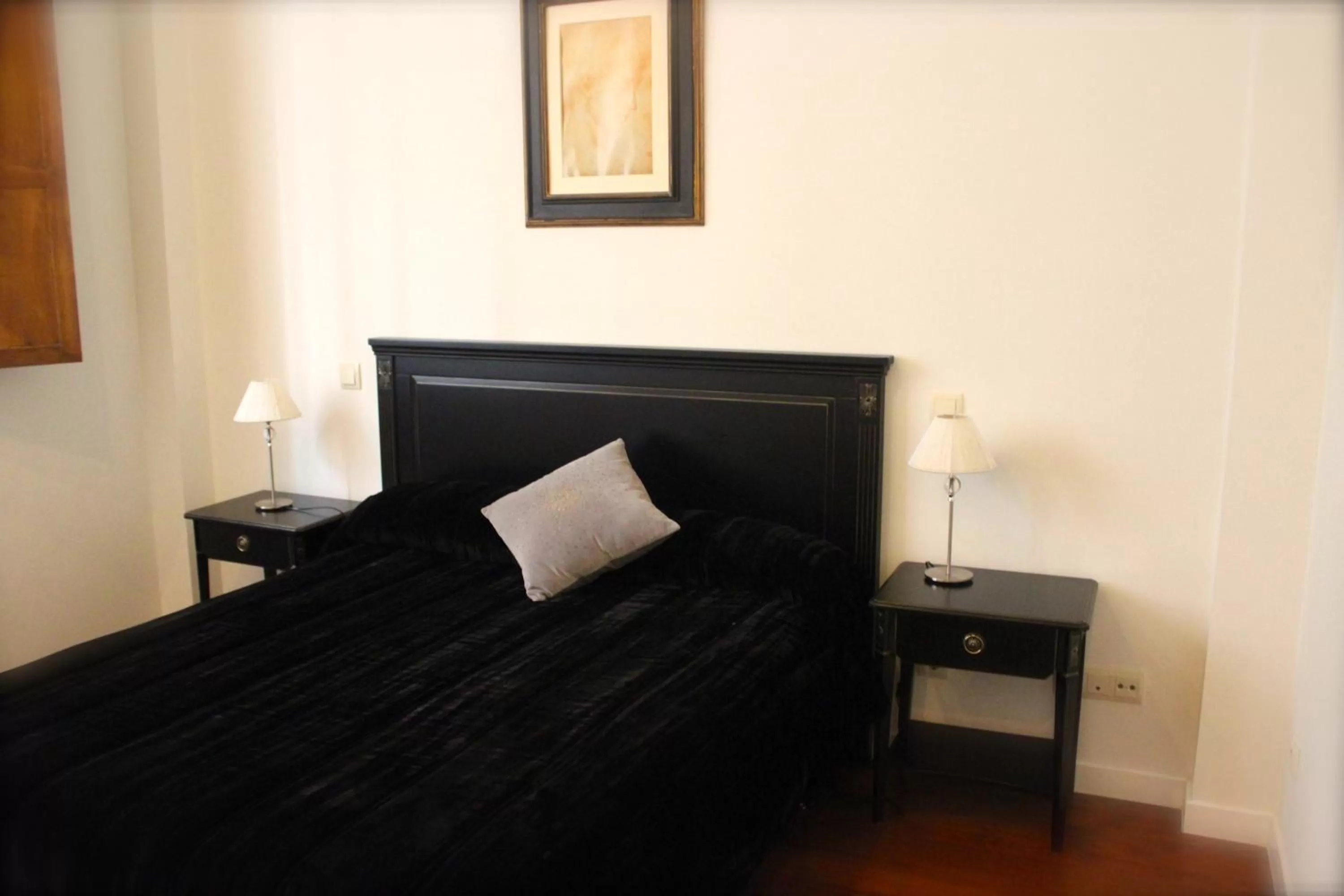 Bedroom, Bed in Smartmonki Sinagoga Entre la Catedral y Zocodover