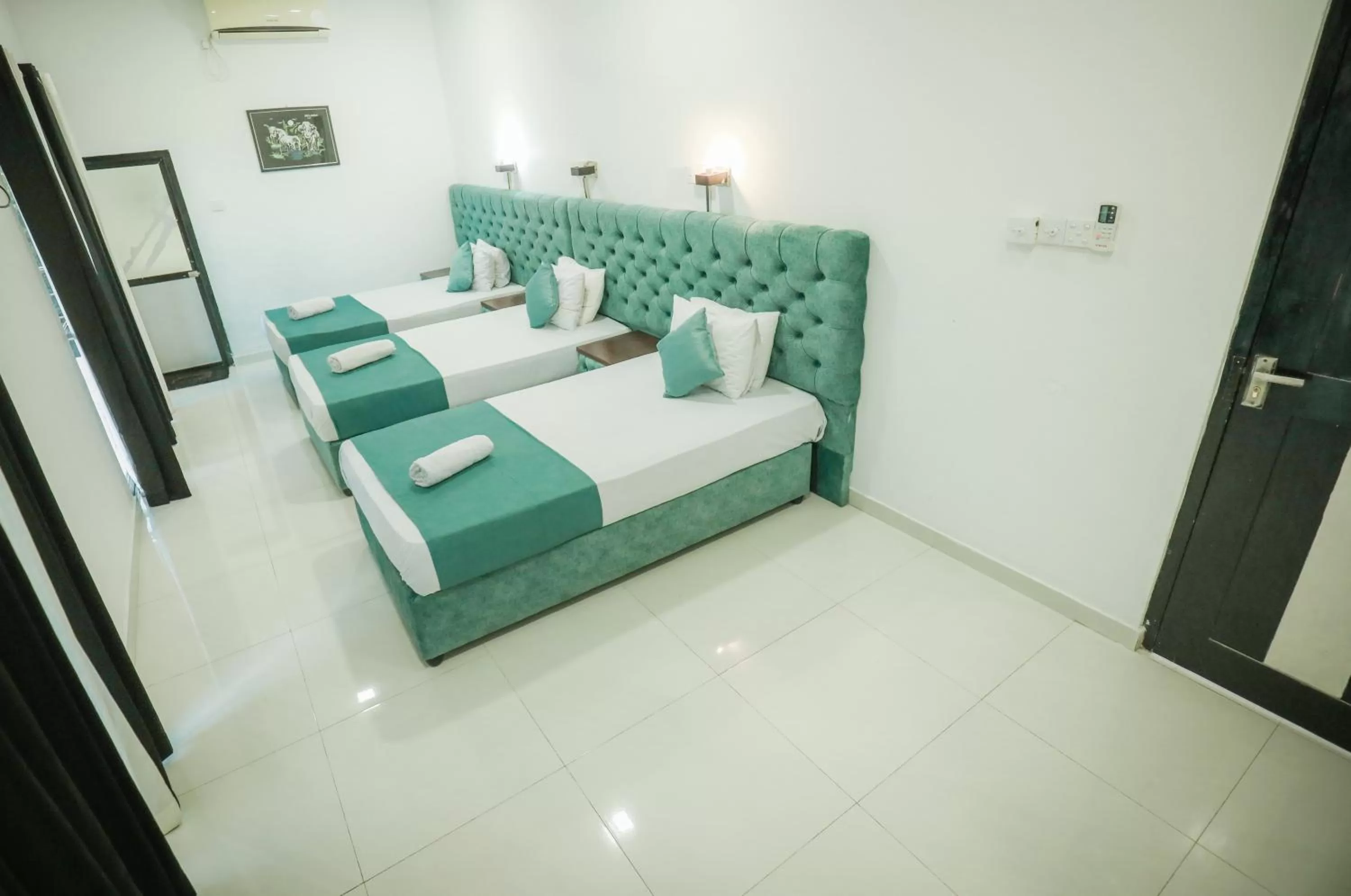 Bed in Seyara Holiday Resort