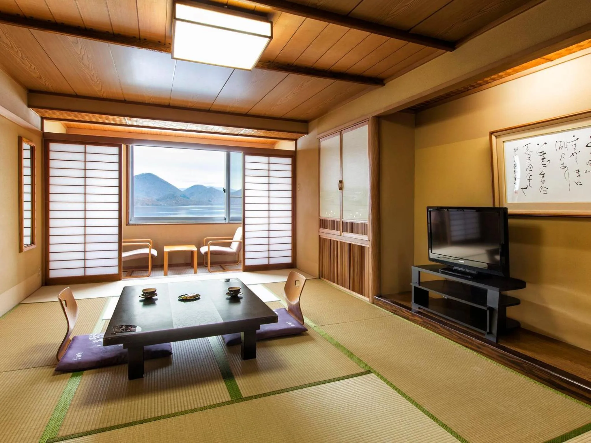 Photo of the whole room in Toya Kohan Tei