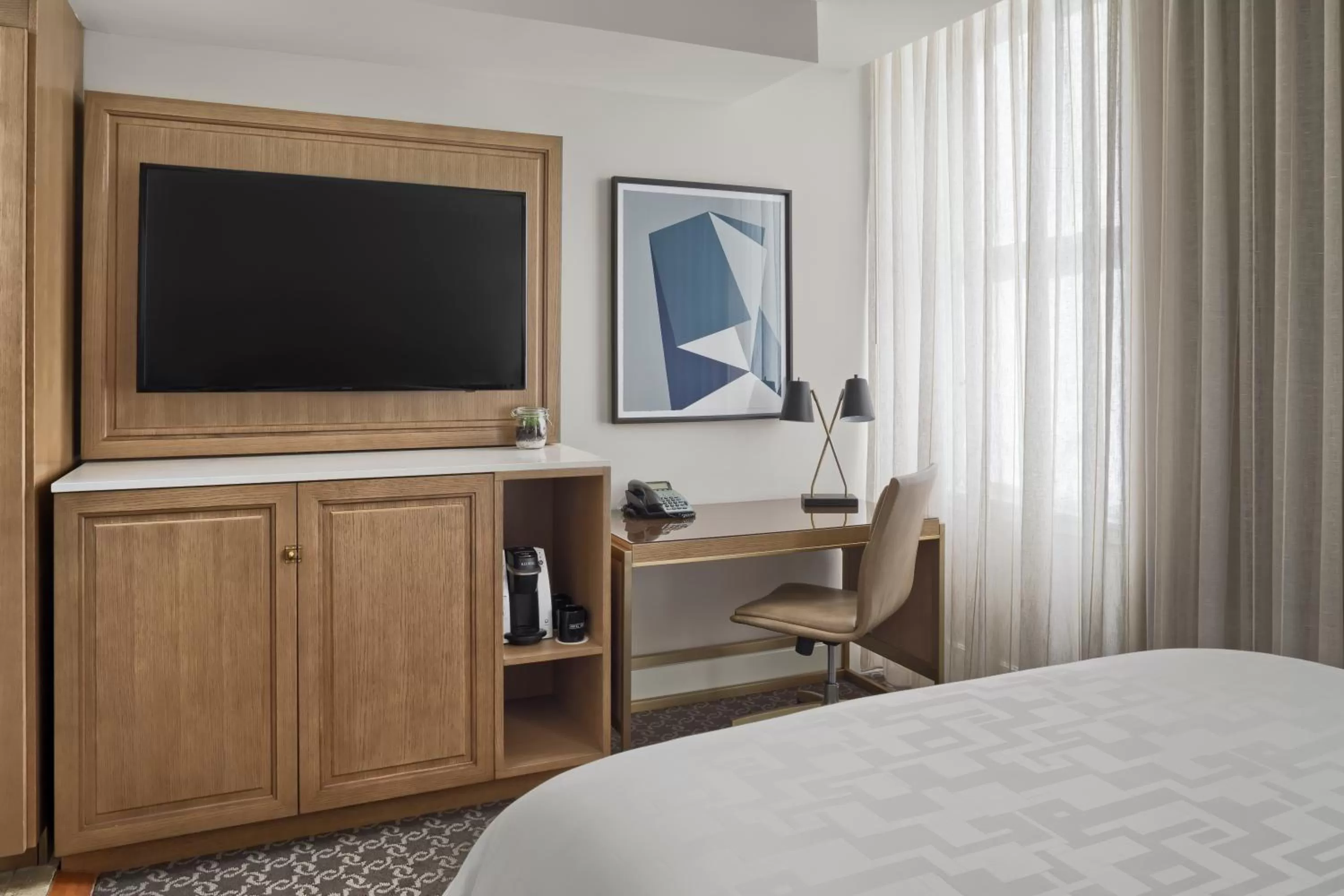 TV and multimedia, Bed in Hotel Teatro